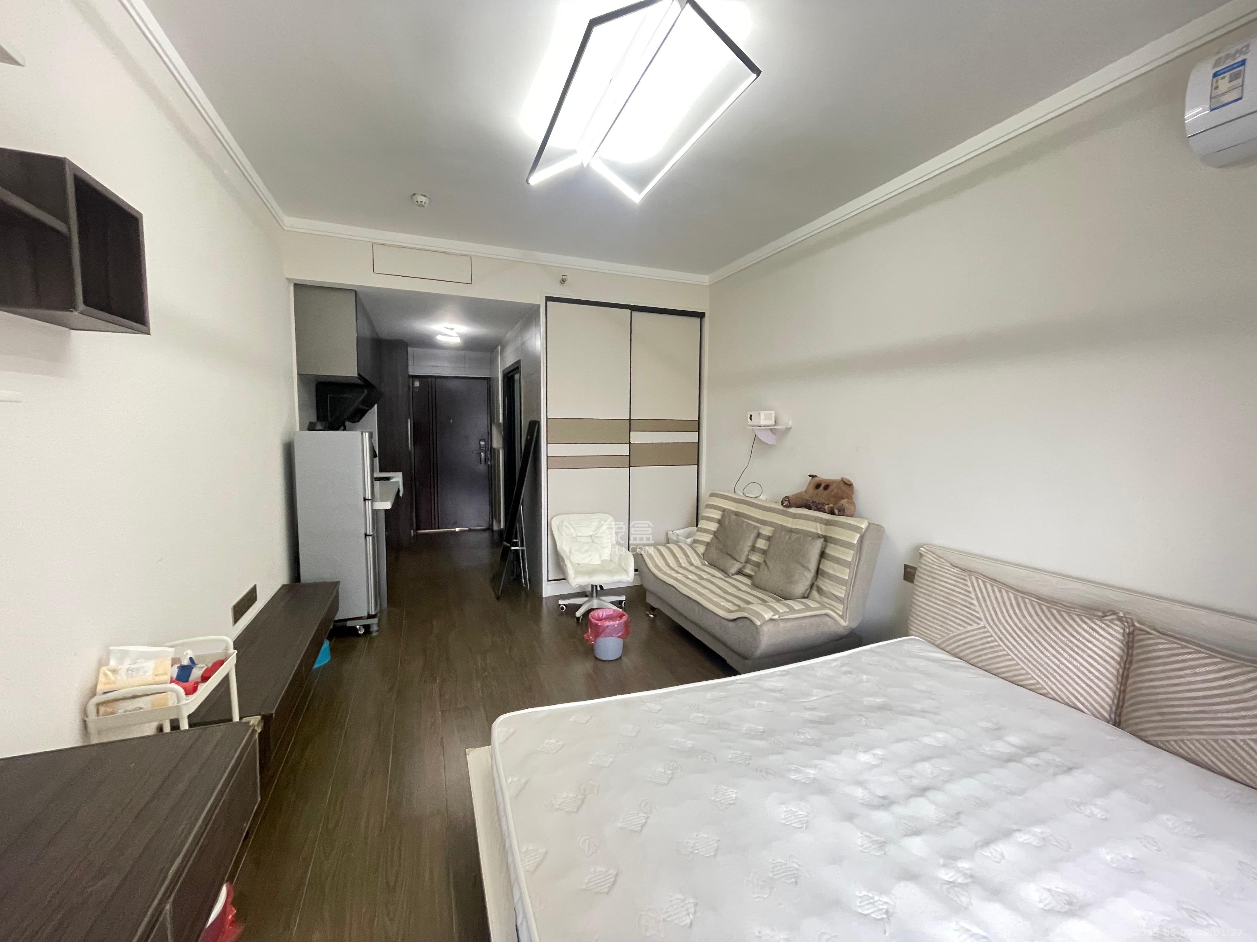 奥园城市天骄一期 1室1厅1卫 1700.0元/月 奥园城市天骄一期 1室1厅1卫 1700.0元/月室内图