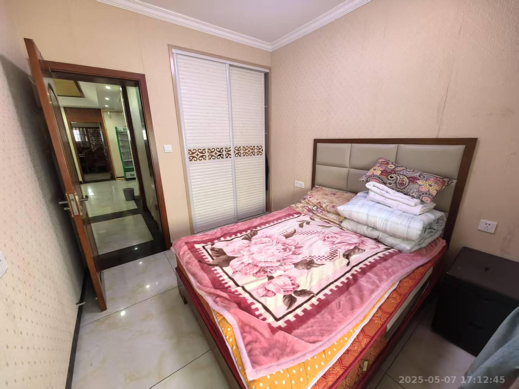 美林银谷 4室2厅1卫 3500.0元/月 美林银谷 4室2厅1卫 3500.0元/月室内图