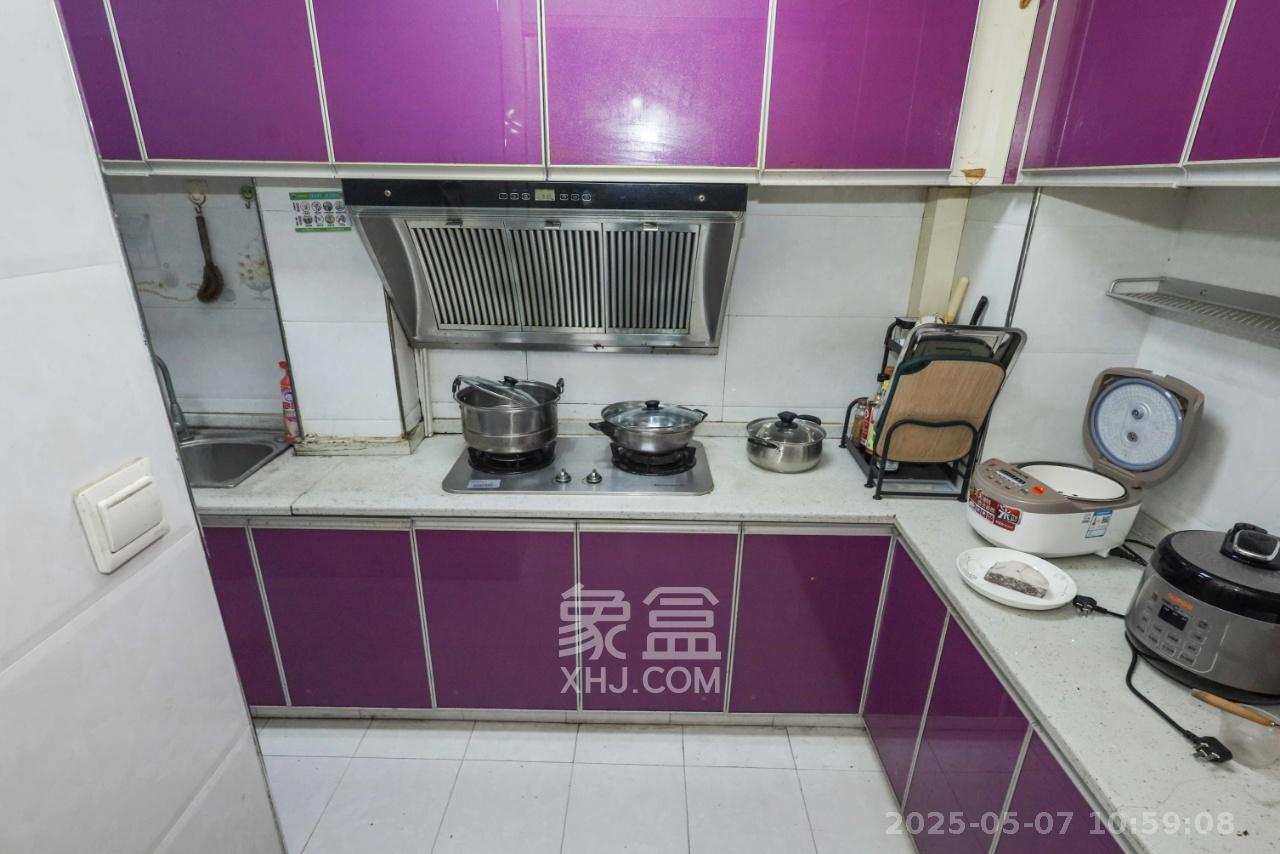 保利麓谷林语A区  2室2厅1卫   2400.00元/月室内图