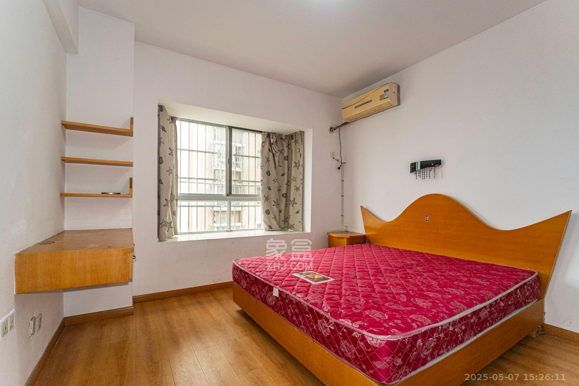 高林金三华邸 2室2厅1卫 45.0万 高林金三华邸 2室2厅1卫 45.0万卧室