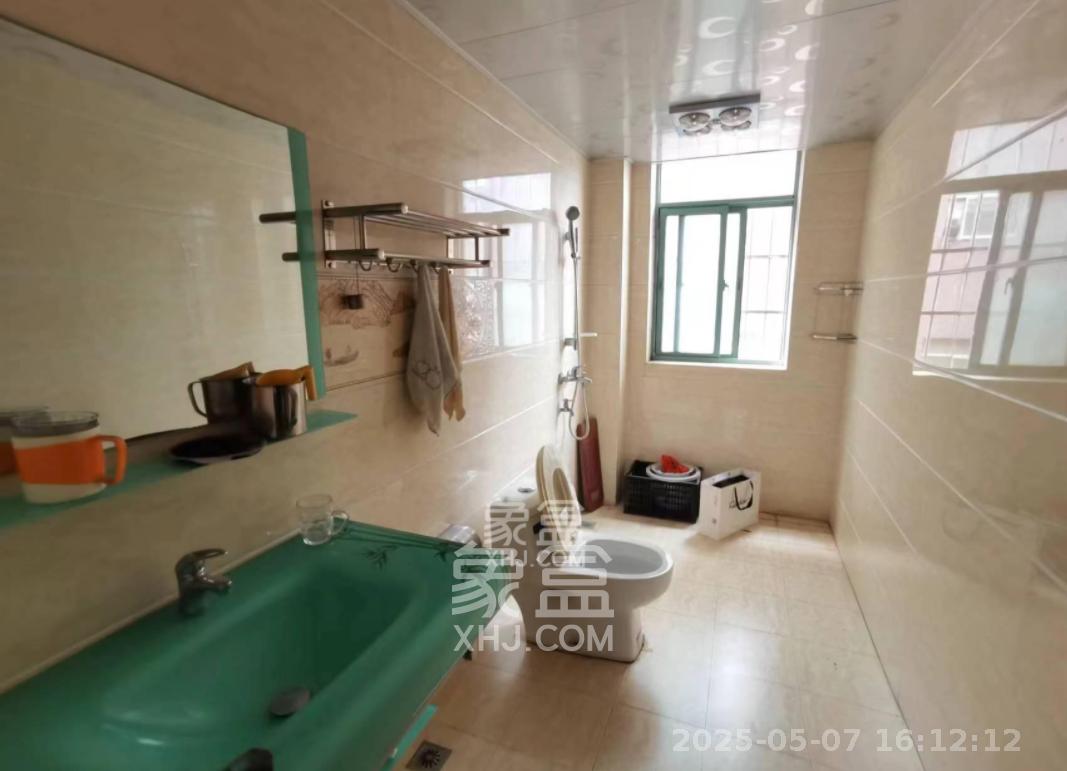 凯旋华府 3室2厅2卫 1280.0元/月 凯旋华府 3室2厅2卫 1280.0元/月室内图