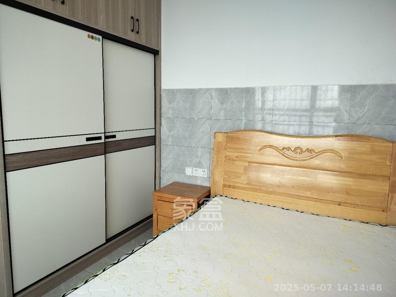 中南国际眼镜城（中伟商业中心）  2室1厅1卫   1600.00元/月室内图