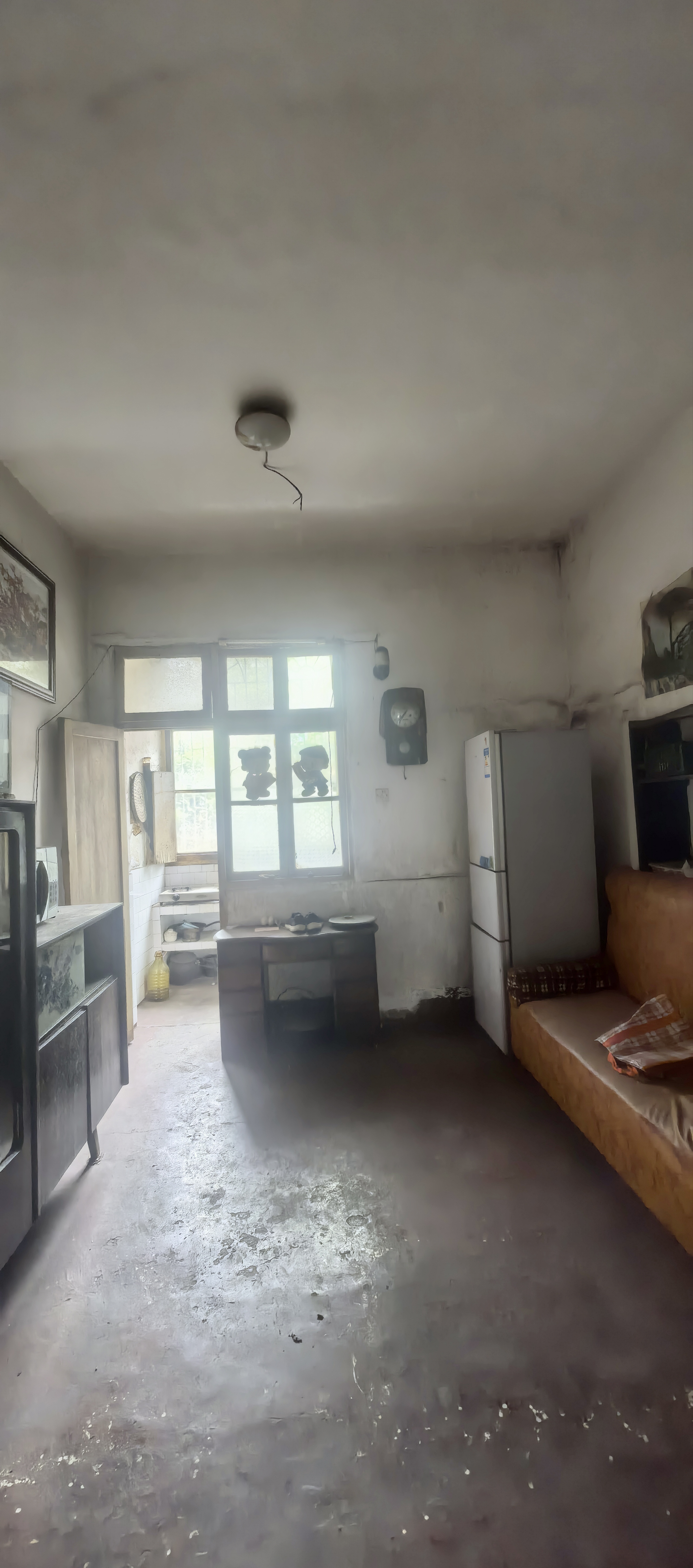 城管局家属楼 3室2厅2卫 40.0万 城管局家属楼 3室2厅2卫 40.0万客厅