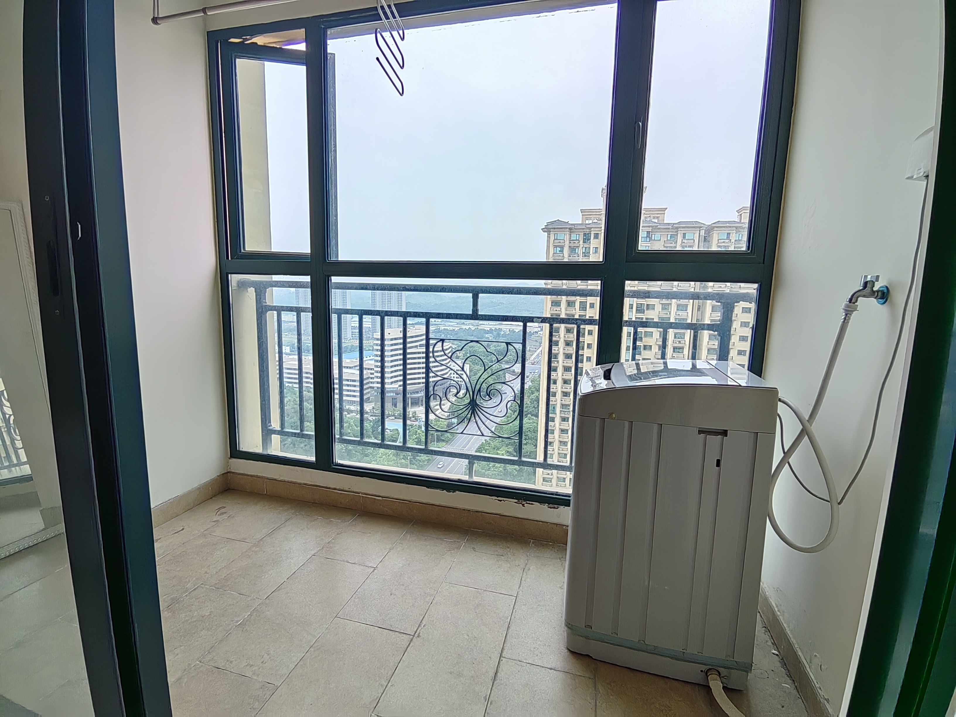 恒大绿洲 2室2厅1卫 1700.0元/月 恒大绿洲 2室2厅1卫 1700.0元/月室内图