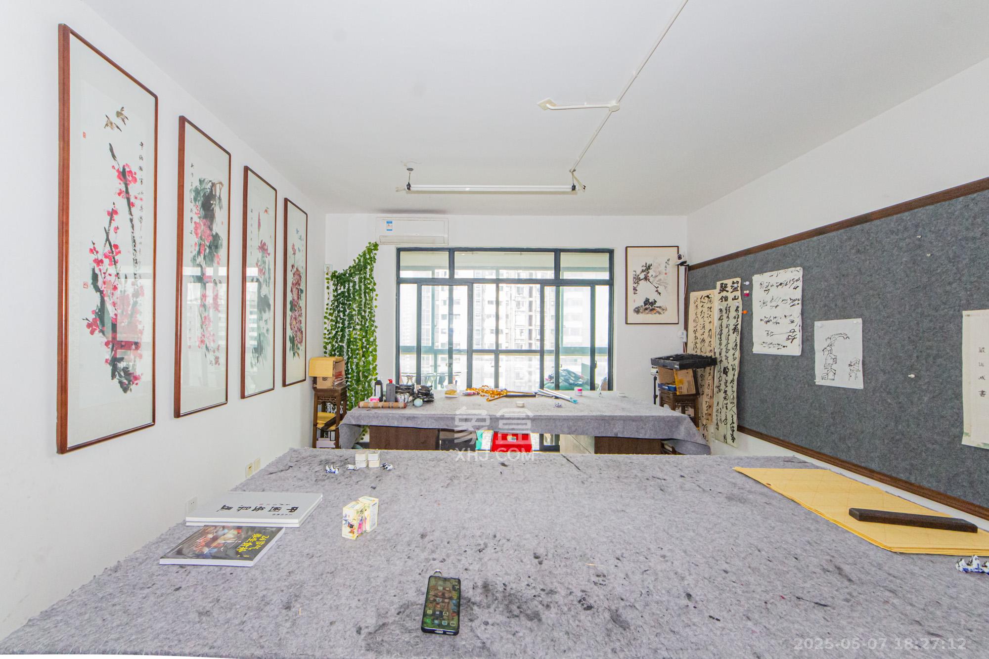 湘江世纪城聚江苑  4室2厅2卫   135.00万