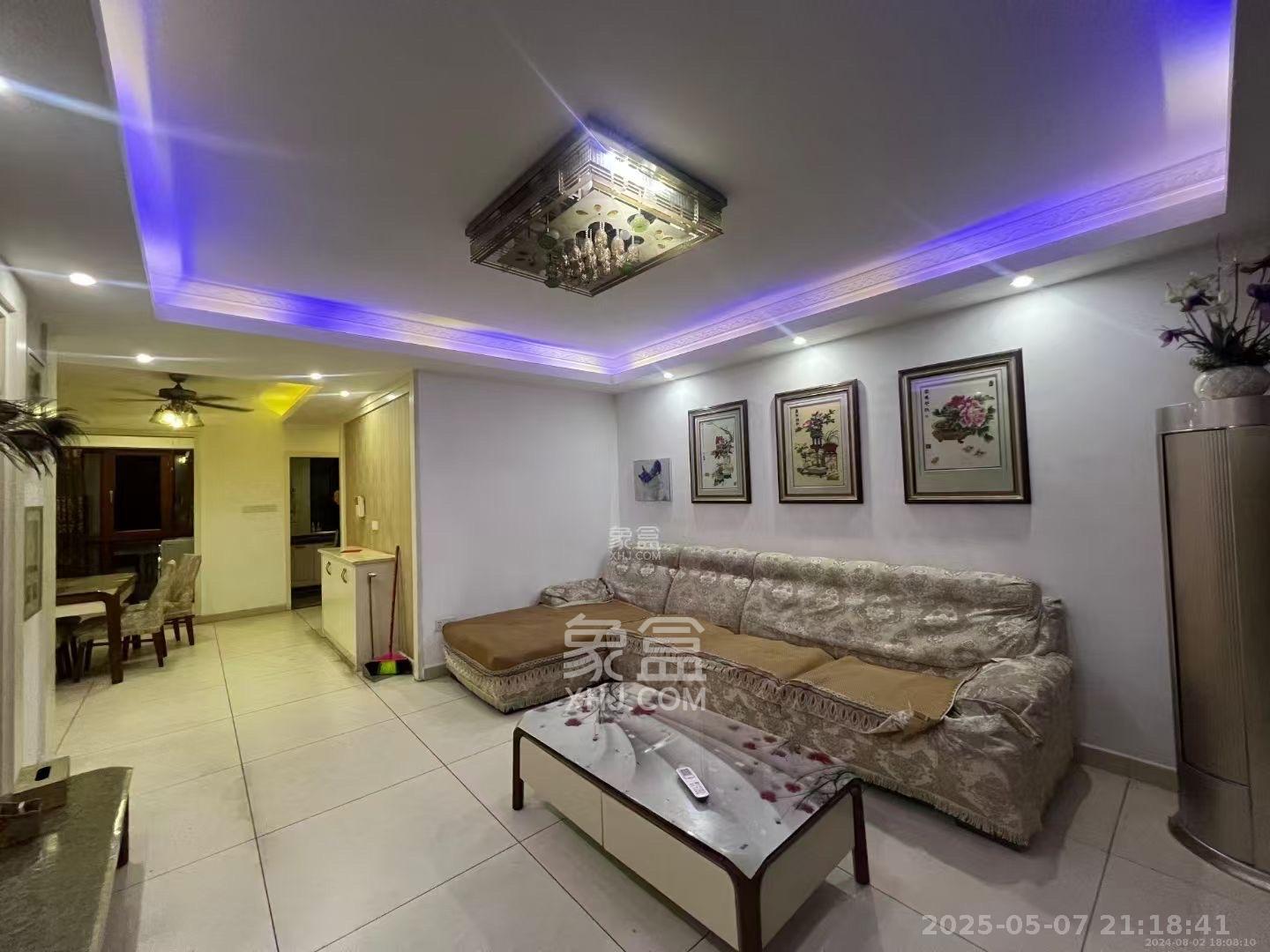 嘉宇盛世华章 3室2厅2卫 3200.0元/月 嘉宇盛世华章 3室2厅2卫 3200.0元/月室内图