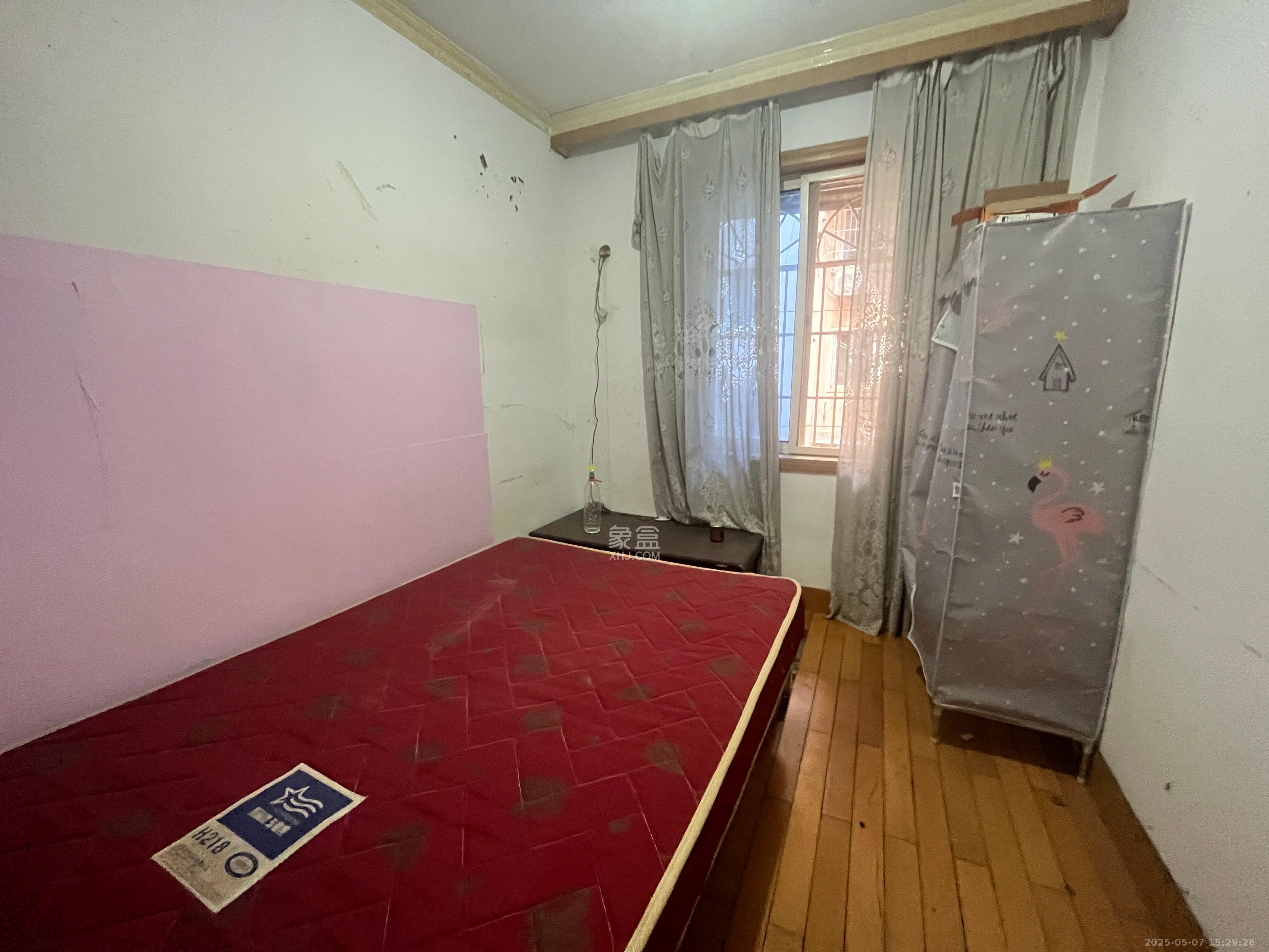 华盛花园  3室2厅2卫    2100.0元/月 华盛花园  3室2厅2卫    2100.0元/月室内图