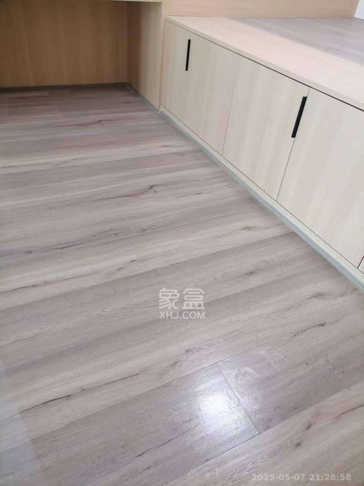 卓越中寰  2室1厅1卫   2300.00元/月室内图