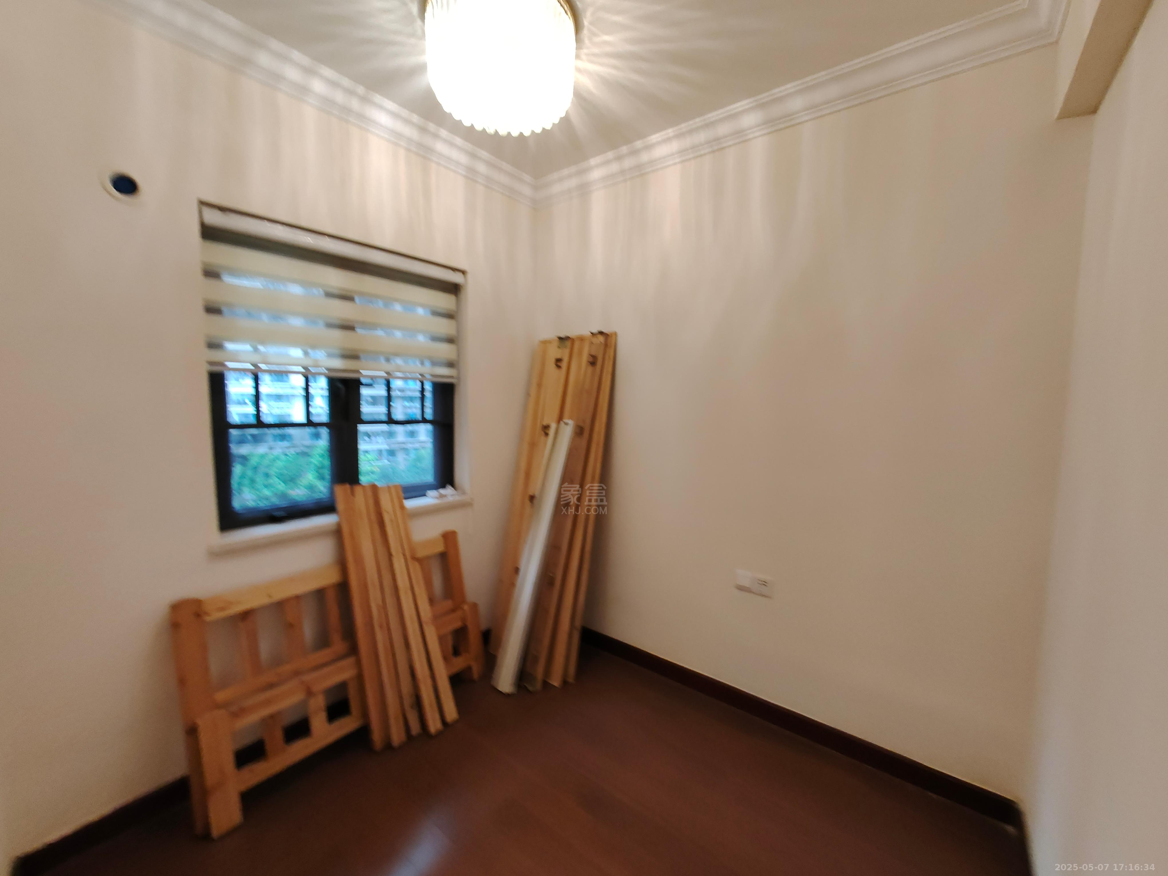 恒大华府 3室2厅1卫 1800.0元/月 恒大华府 3室2厅1卫 1800.0元/月室内图