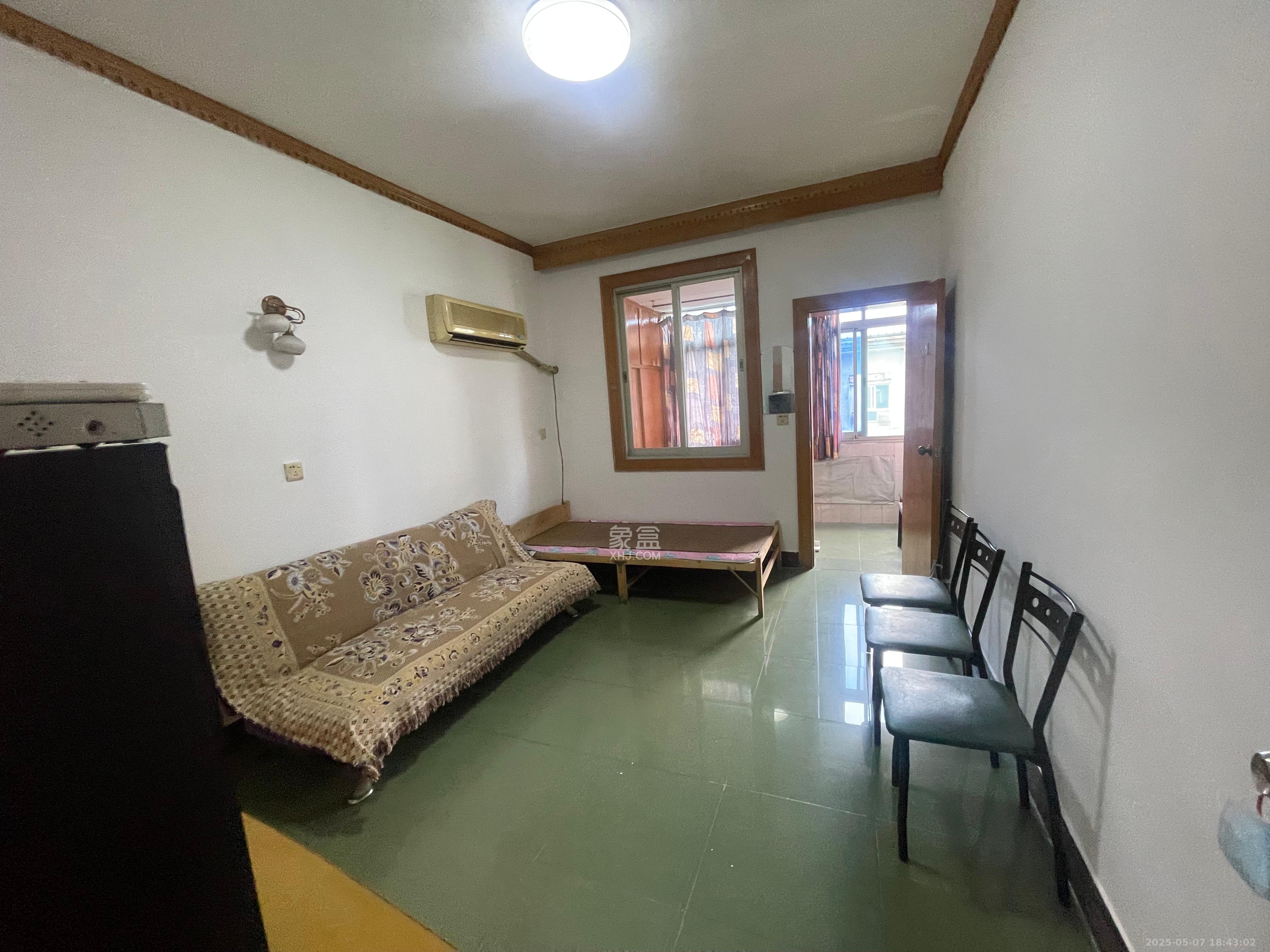 路桥宿舍 2室1厅1卫 1150.0元/月 路桥宿舍 2室1厅1卫 1150.0元/月室内图