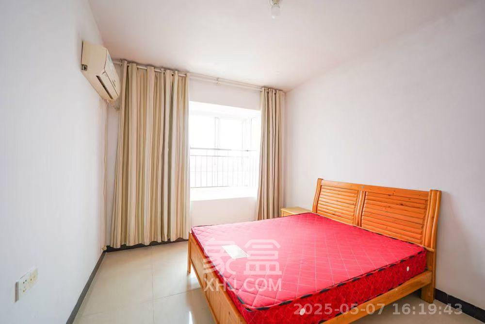 凯富漫城 3室2厅1卫 1200.0元/月 凯富漫城 3室2厅1卫 1200.0元/月室内图