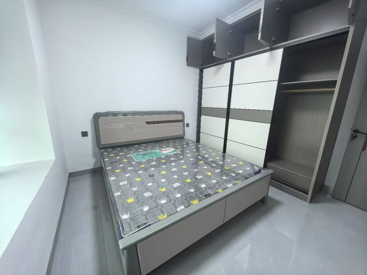 长湖新村  2室2厅2卫   1500.00元/月室内图