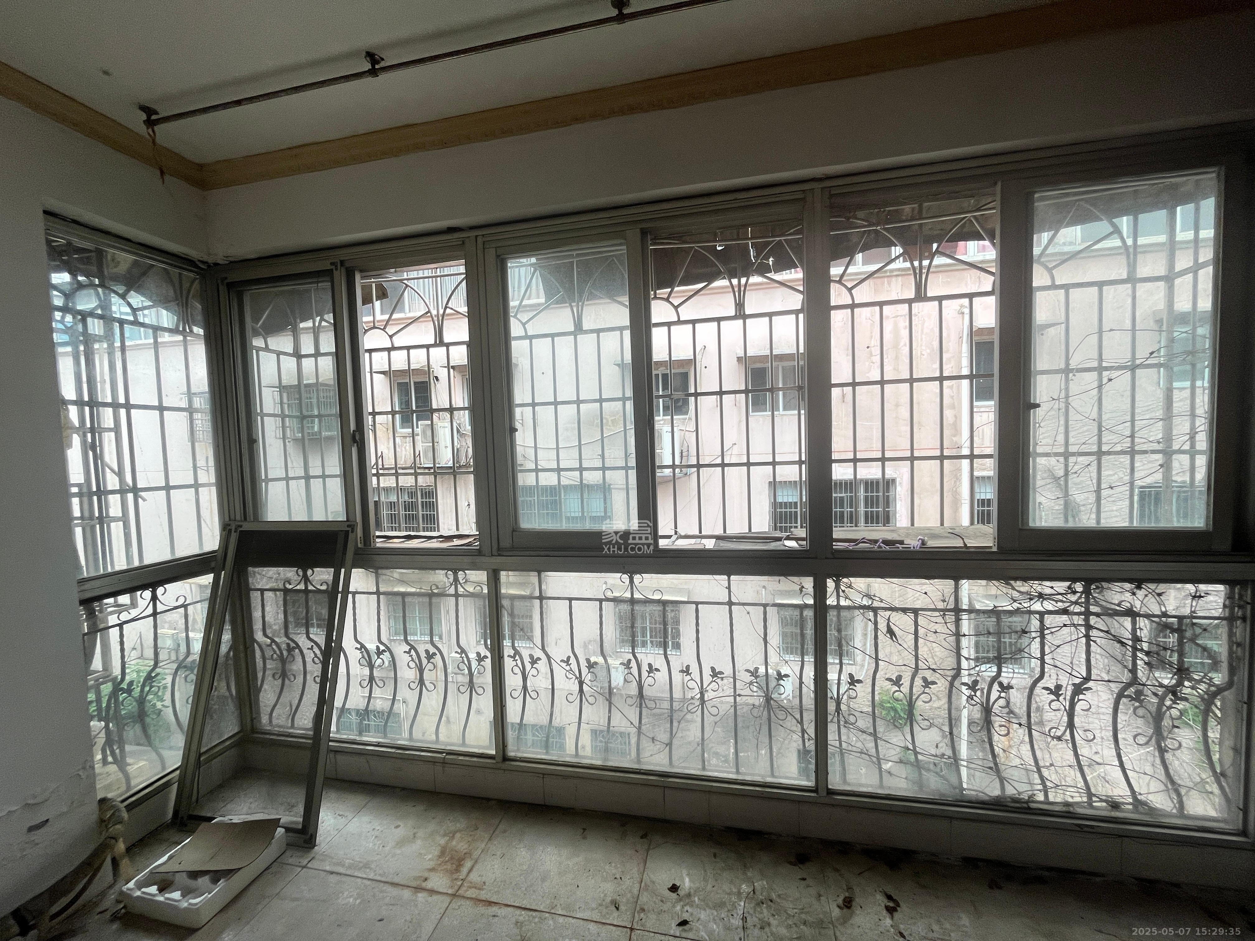 华盛花园  3室2厅2卫    2100.0元/月 华盛花园  3室2厅2卫    2100.0元/月室内图