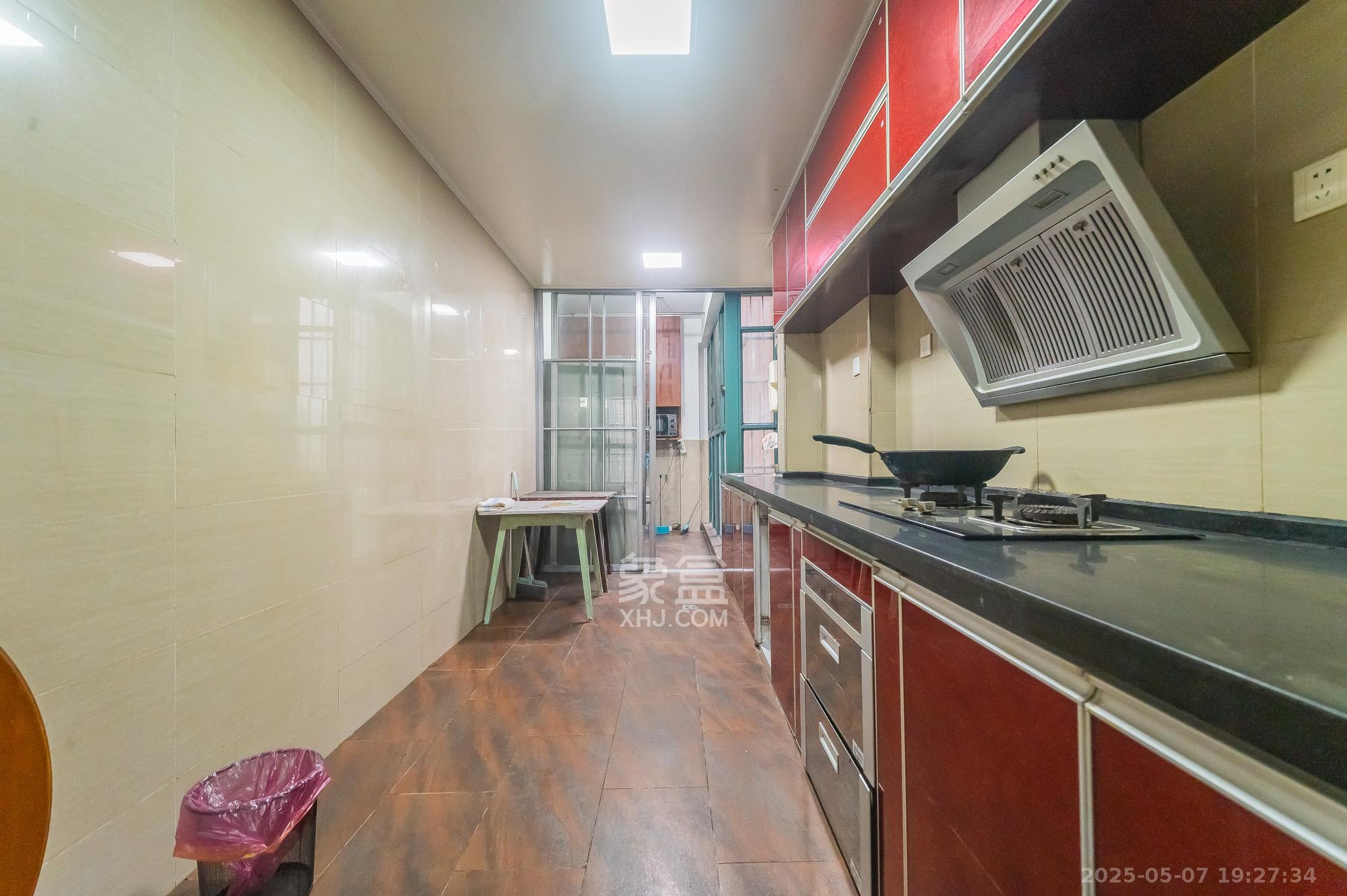 筑梦佳园 4室2厅2卫 85.0万 筑梦佳园 4室2厅2卫 85.0万厨房