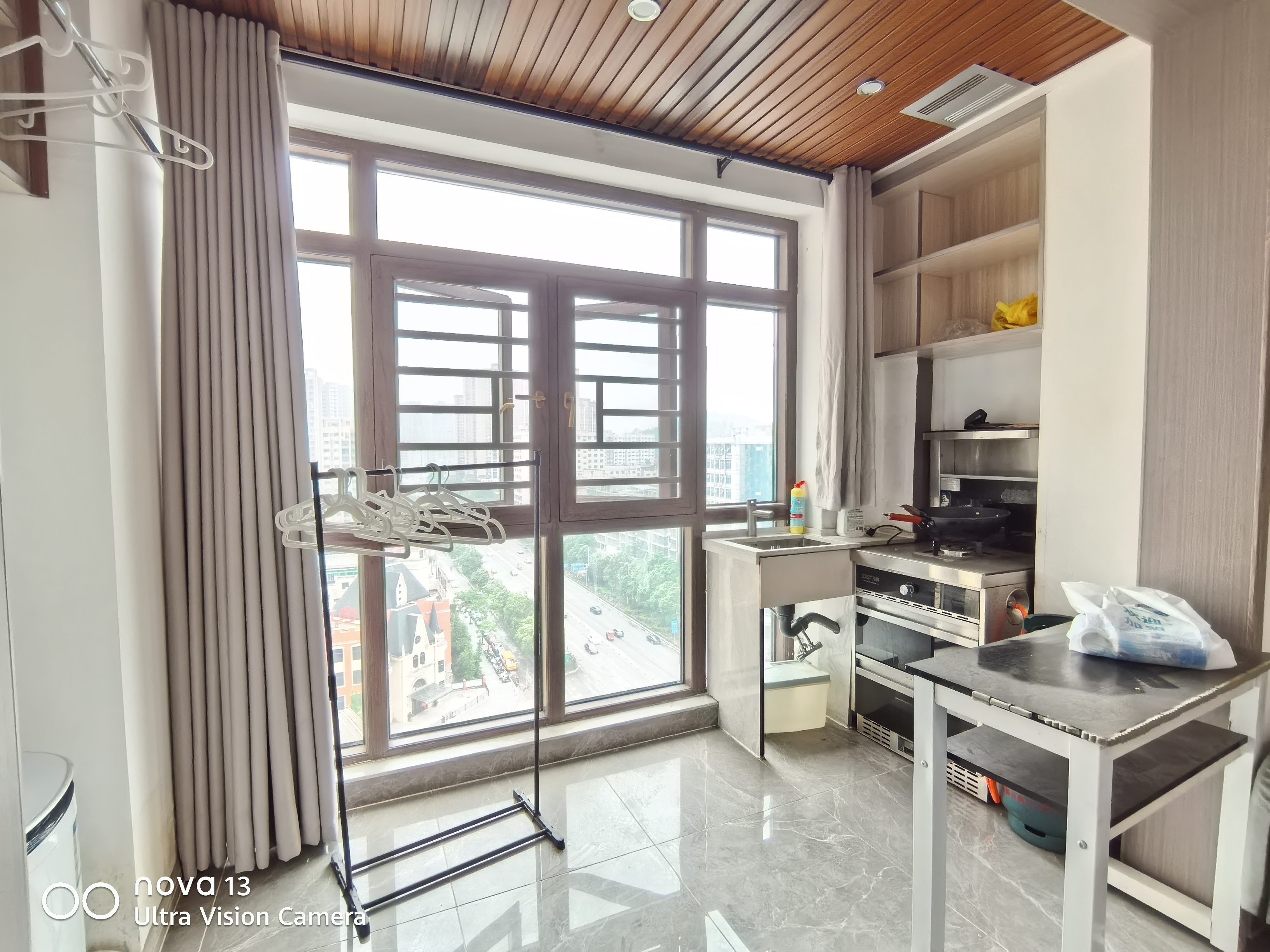 金泰嘉园 1室1厅1卫 22.8万 金泰嘉园 1室1厅1卫 22.8万客厅