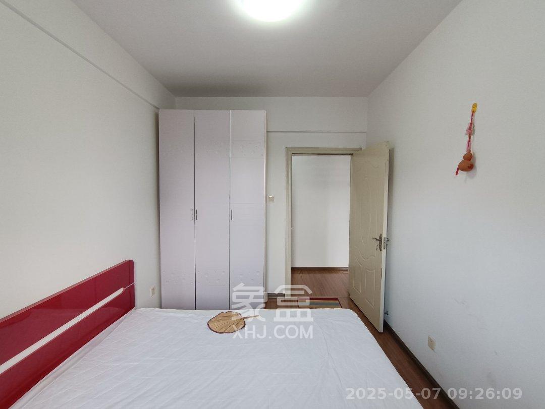 钰龙天下一期 3室2厅1卫 2200.0元/月 钰龙天下一期 3室2厅1卫 2200.0元/月室内图