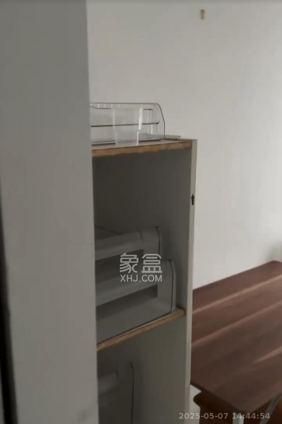 洋湖时代  1室1厅1卫   1200.00元/月室内图