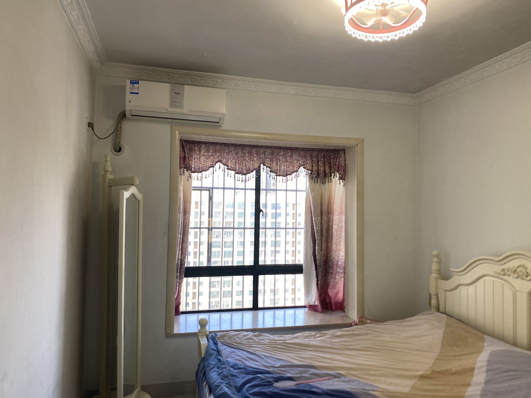 南海幸福城  2室2厅1卫    140.0万 南海幸福城  2室2厅1卫    140.0万客厅