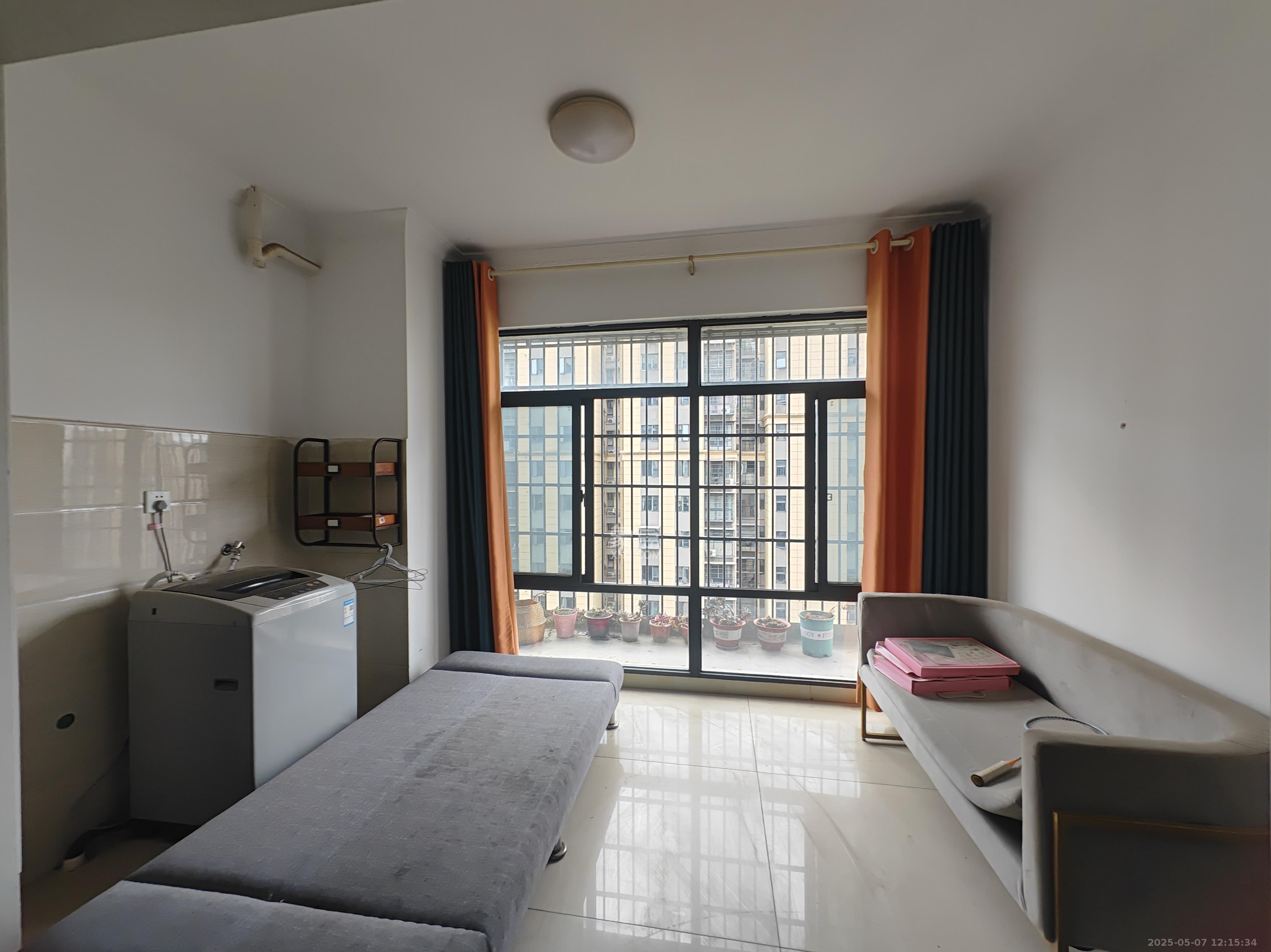 汇一城(汇壹公馆) 3室2厅2卫 1900.0元/月 汇一城(汇壹公馆) 3室2厅2卫 1900.0元/月室内图