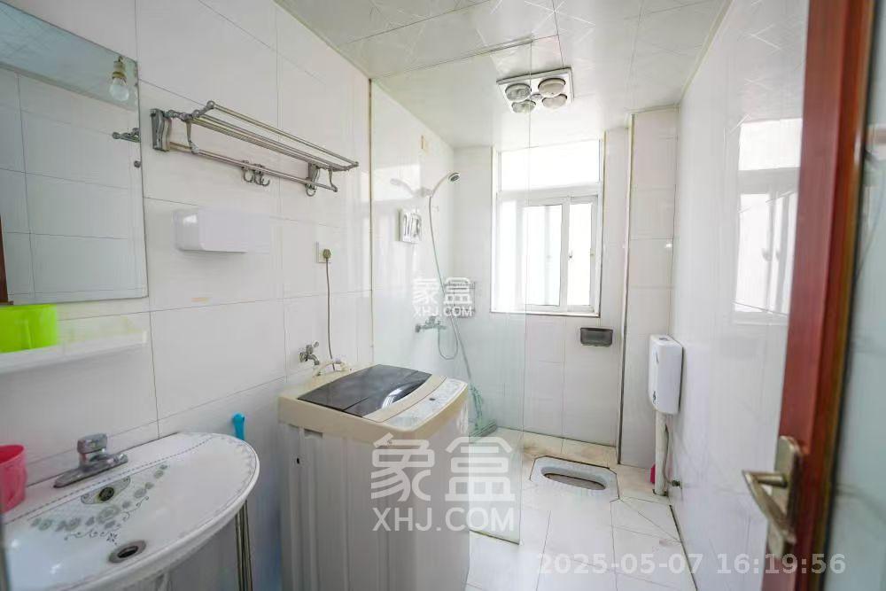 凯富漫城 3室2厅1卫 1200.0元/月 凯富漫城 3室2厅1卫 1200.0元/月室内图