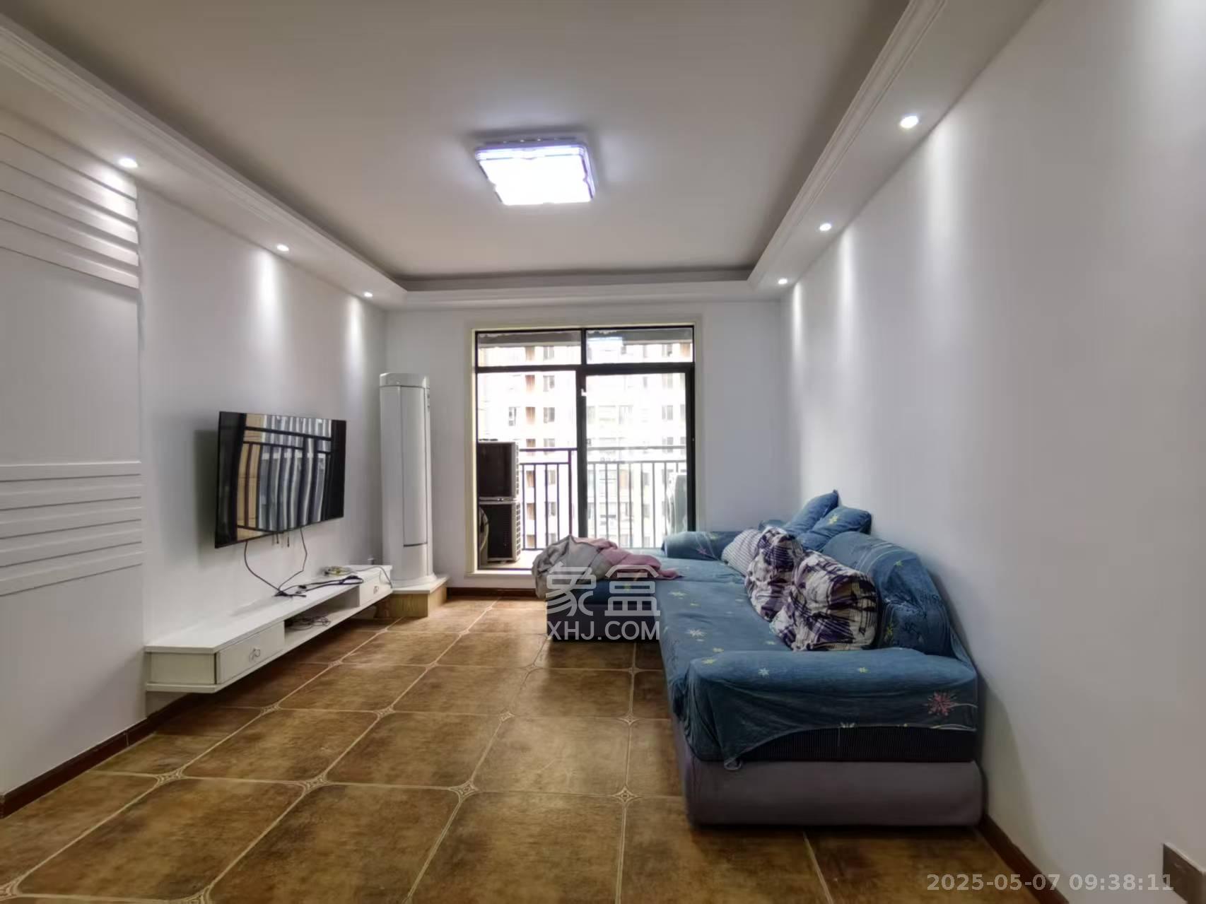 荣盛花语馨苑  3室2厅1卫    2400.0元/月 荣盛花语馨苑  3室2厅1卫    2400.0元/月室内图