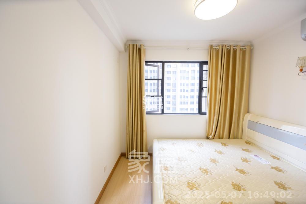 长房半岛蓝湾(观山月) 2室2厅1卫 1700.0元/月 长房半岛蓝湾(观山月) 2室2厅1卫 1700.0元/月室内图