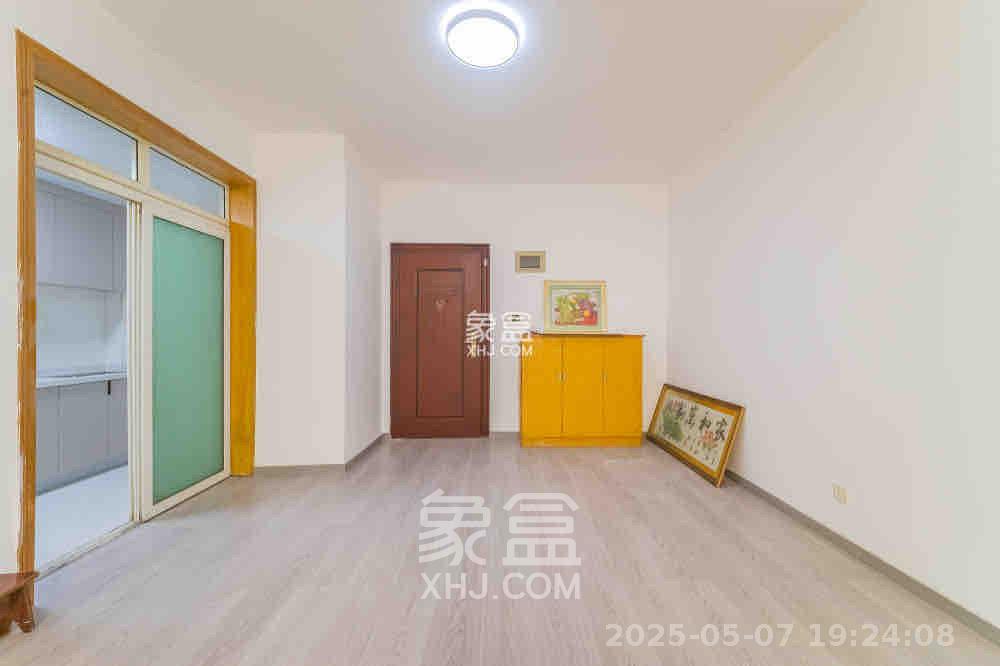 彩都公寓  2室2厅1卫   1600.00元/月室内图