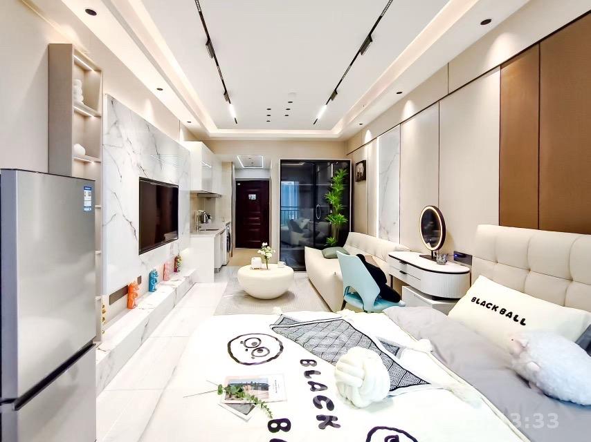 万润时光里  1室0厅0卫   2700.00元/月室内图