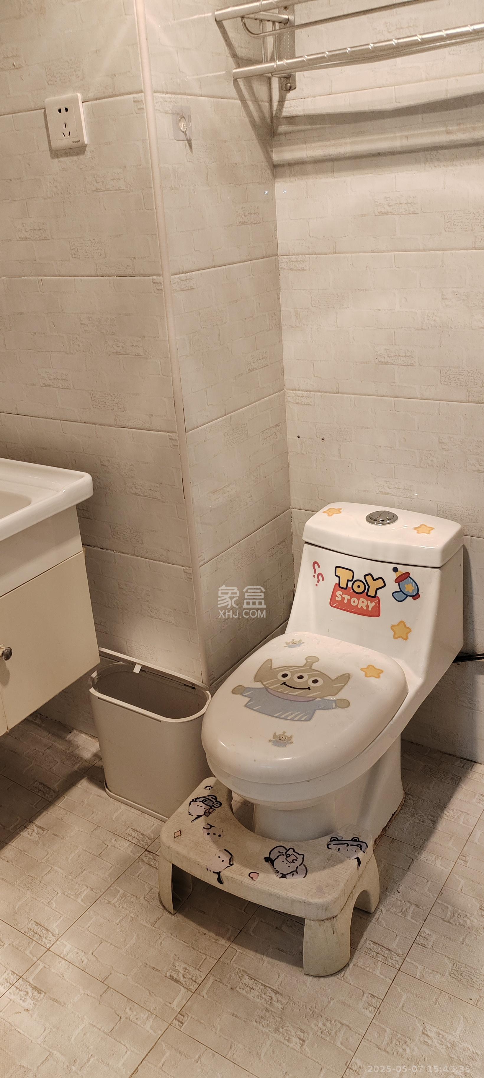 才子佳郡  1室1厅1卫   1000.00元/月室内图