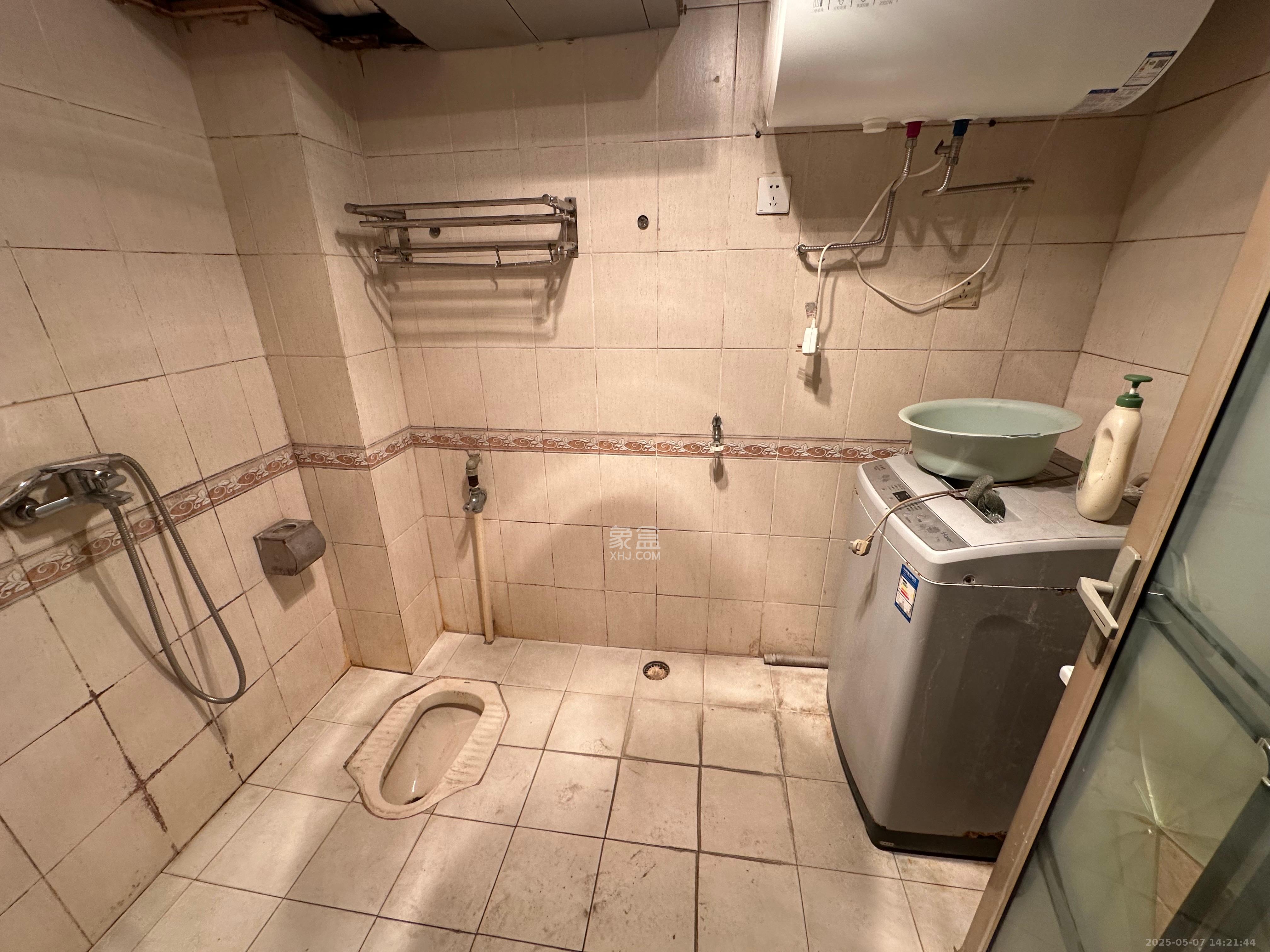 宝庆金都 3室2厅1卫 2500.0元/月 宝庆金都 3室2厅1卫 2500.0元/月室内图