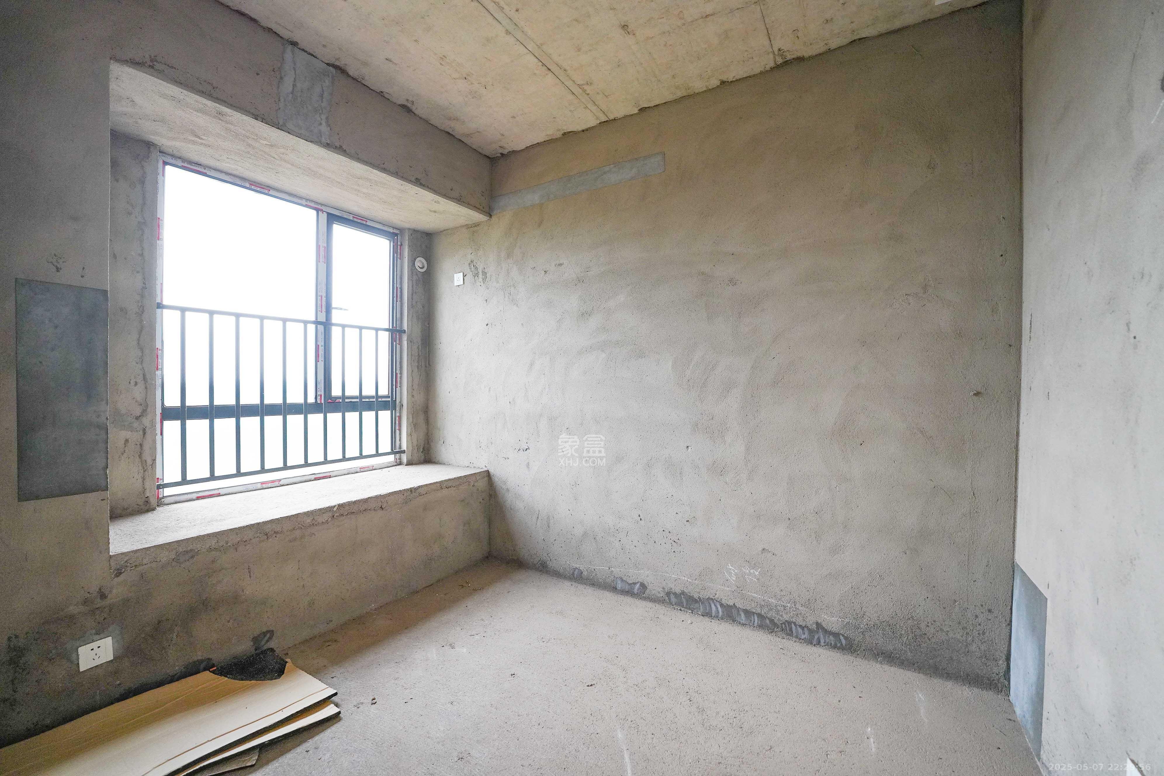 五矿万境蓝山 3室2厅2卫 118.0万 五矿万境蓝山 3室2厅2卫 118.0万卧室