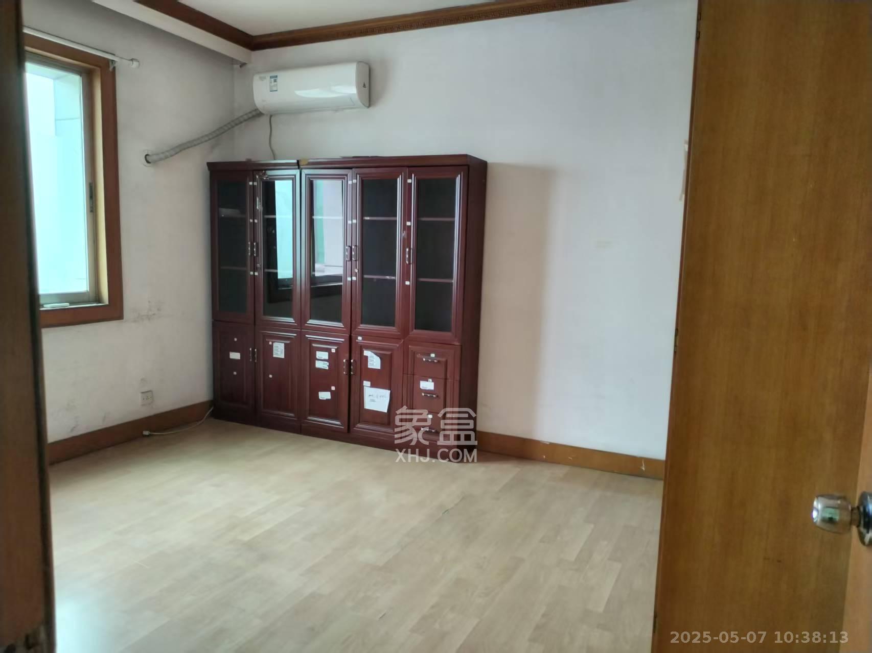 方正证券 2室1厅1卫 2000.0元/月 方正证券 2室1厅1卫 2000.0元/月室内图