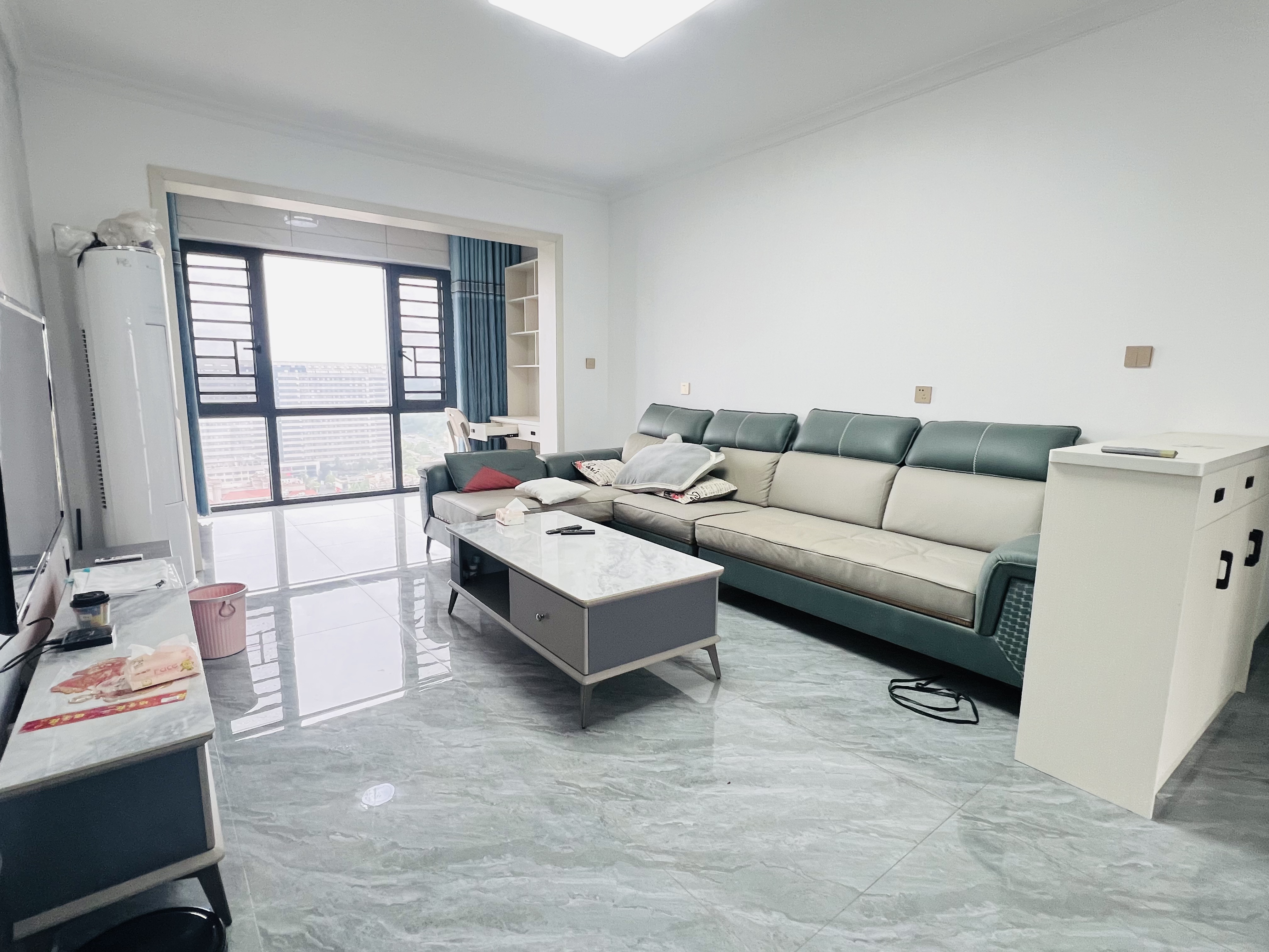 康雅苑 3室2厅2卫 2000.0元/月 康雅苑 3室2厅2卫 2000.0元/月室内图