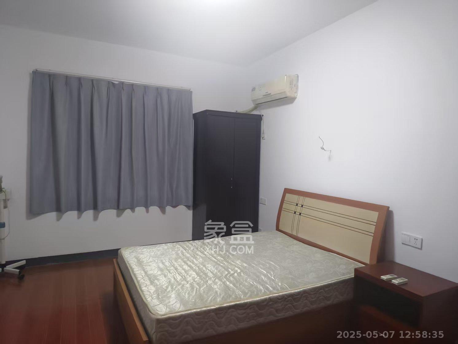 楚天中苑 3室2厅2卫 1700.0元/月 楚天中苑 3室2厅2卫 1700.0元/月室内图