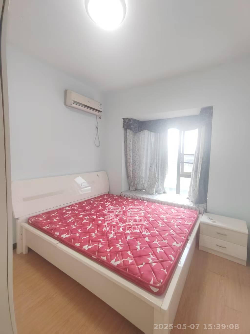 绿地公馆(绿地名邸) 2室2厅1卫 1900.0元/月 绿地公馆(绿地名邸) 2室2厅1卫 1900.0元/月室内图