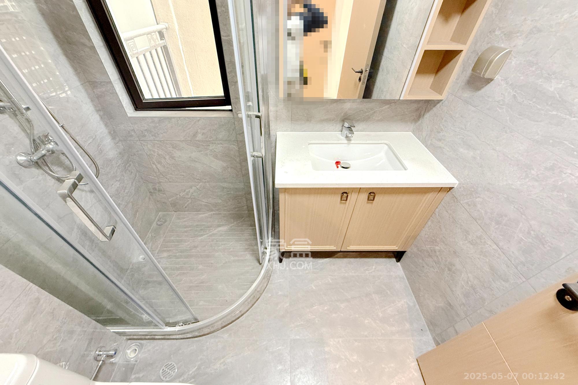 时代建发和著  3室2厅2卫    159.8万 时代建发和著  3室2厅2卫    159.8万卫生间