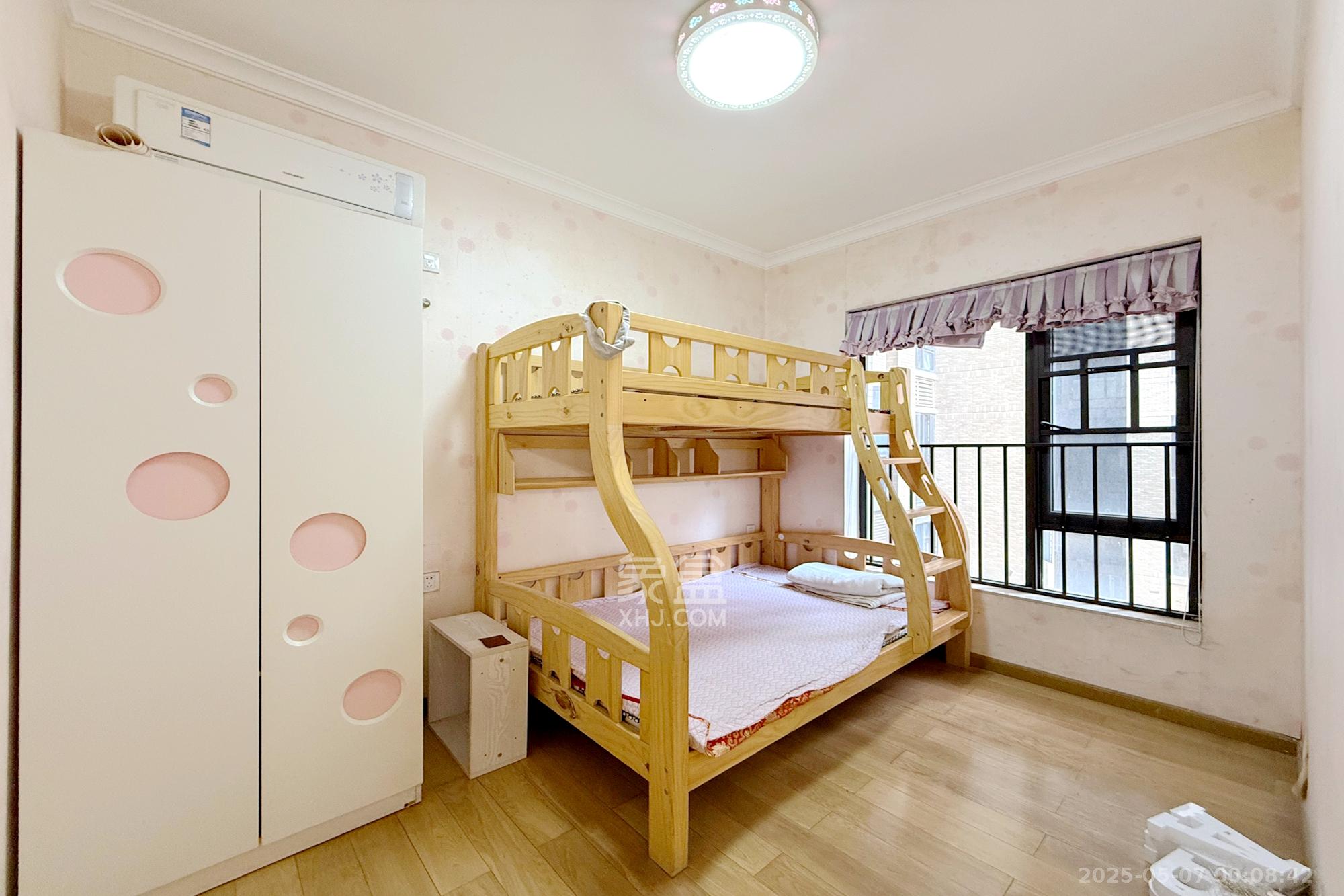 时代倾城一期 2室2厅1卫 65.0万 时代倾城一期 2室2厅1卫 65.0万卧室