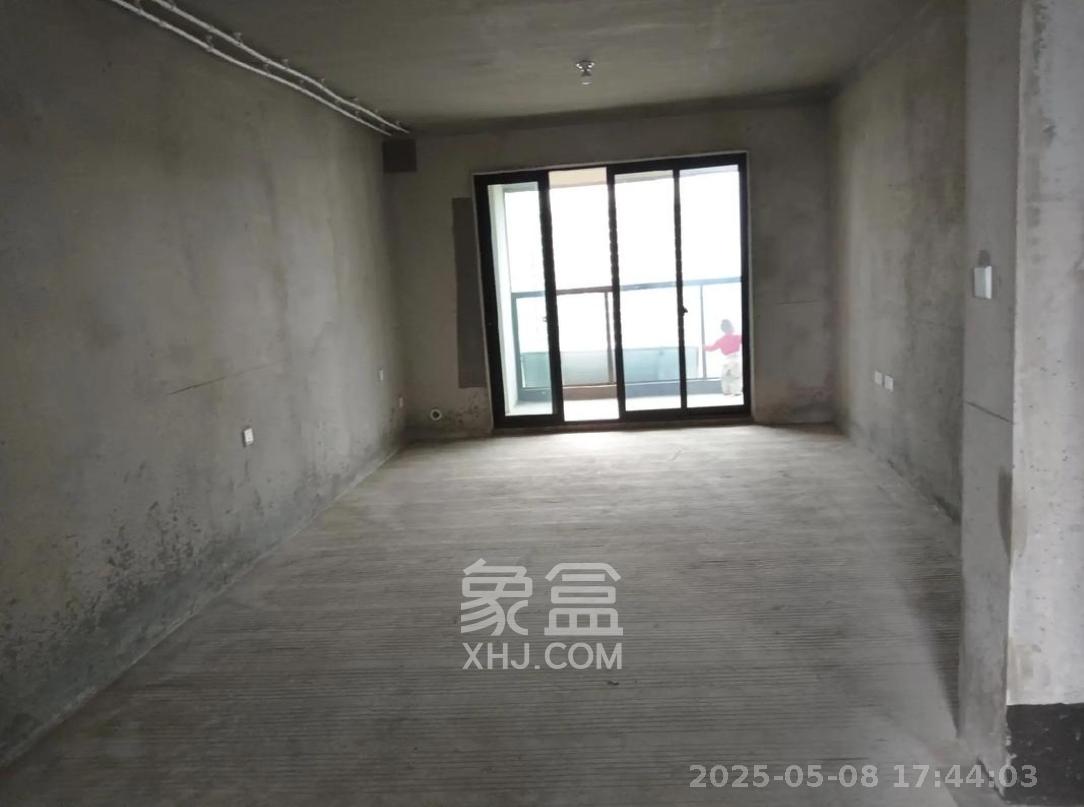 长房岭秀时代 5室2厅3卫 2300.0元/月 长房岭秀时代 5室2厅3卫 2300.0元/月室内图