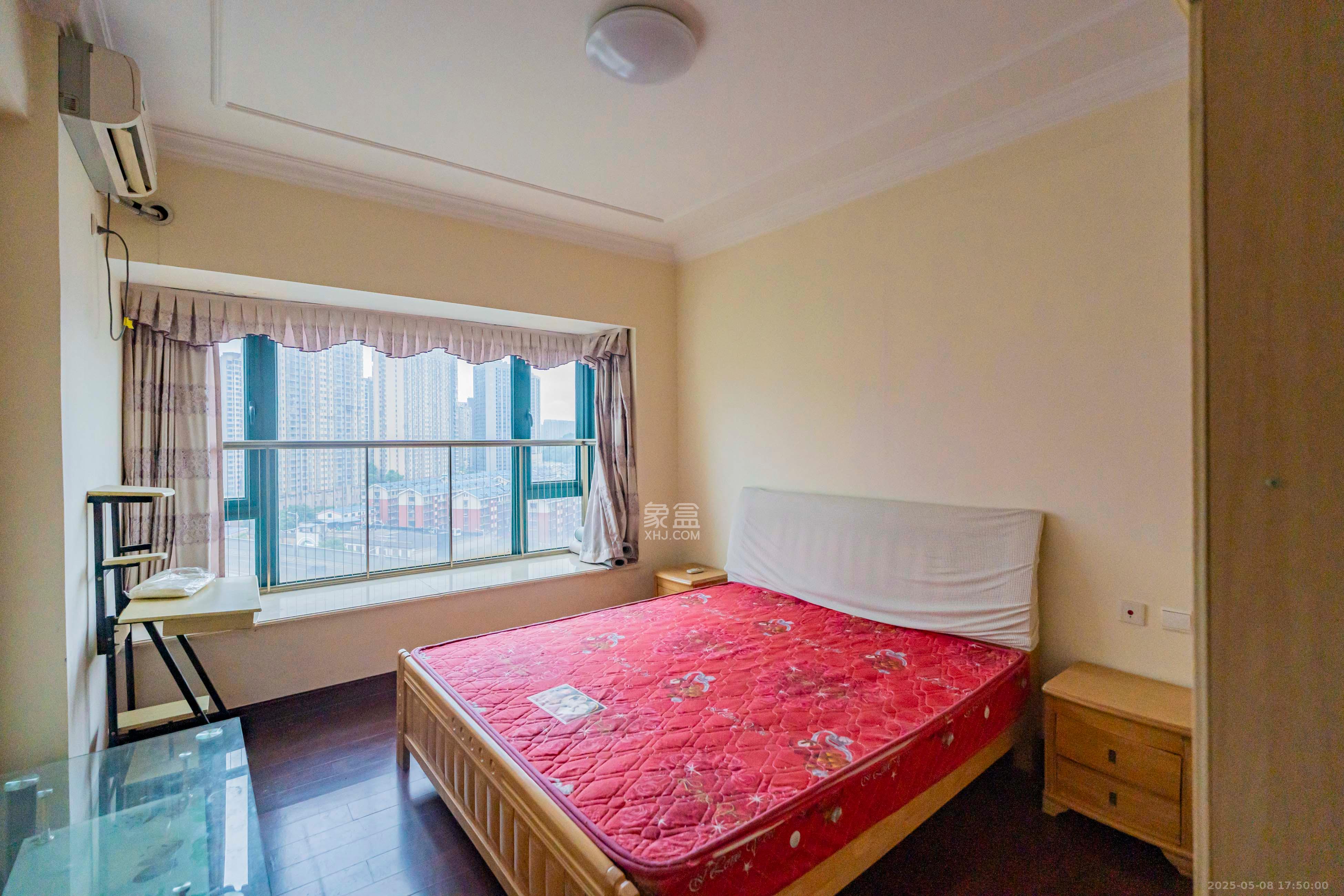 恒大雅苑  2室2厅1卫    65.0万卧室