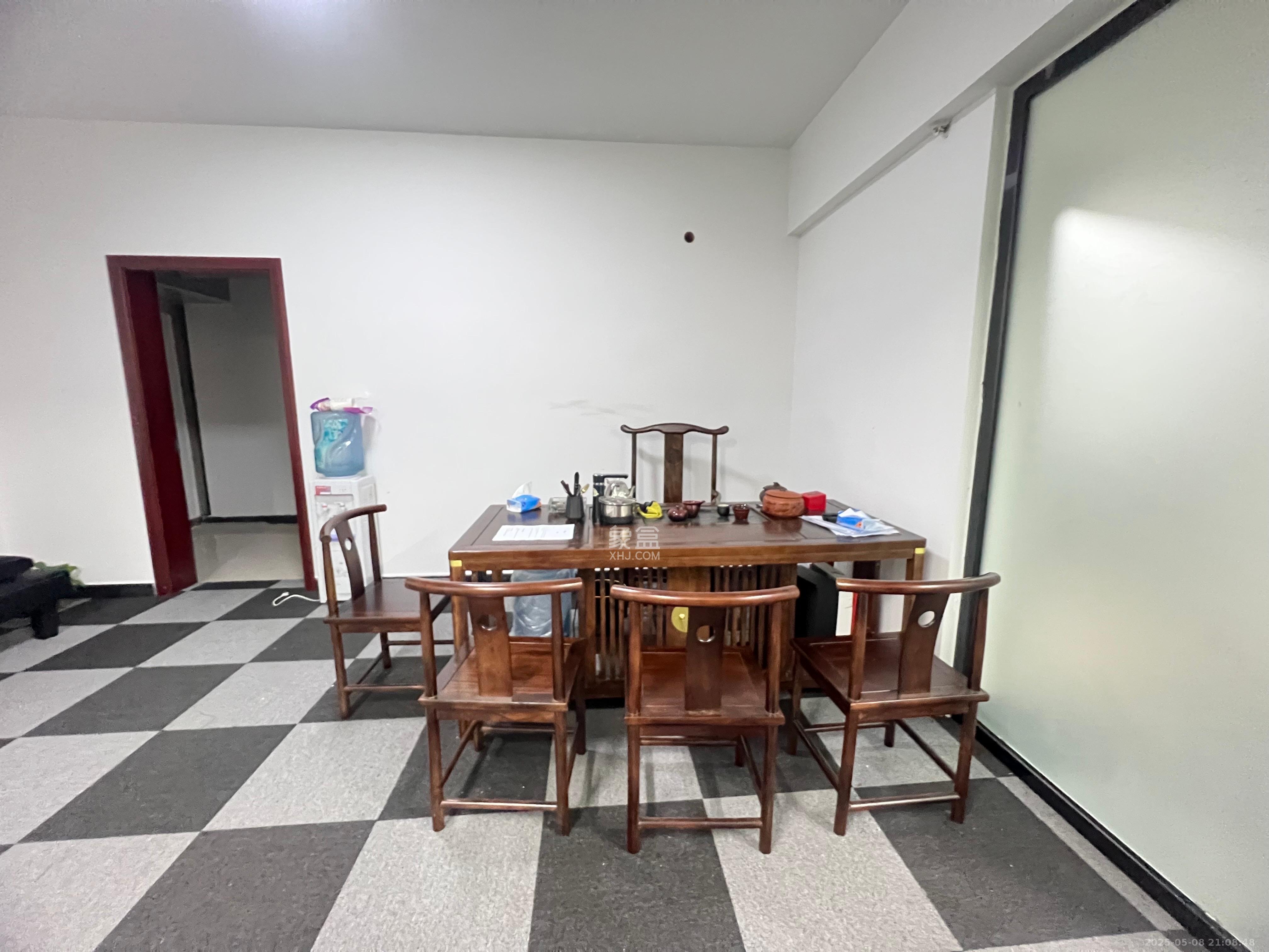 西子一间  1室1厅1卫   4100.00元/月室内图