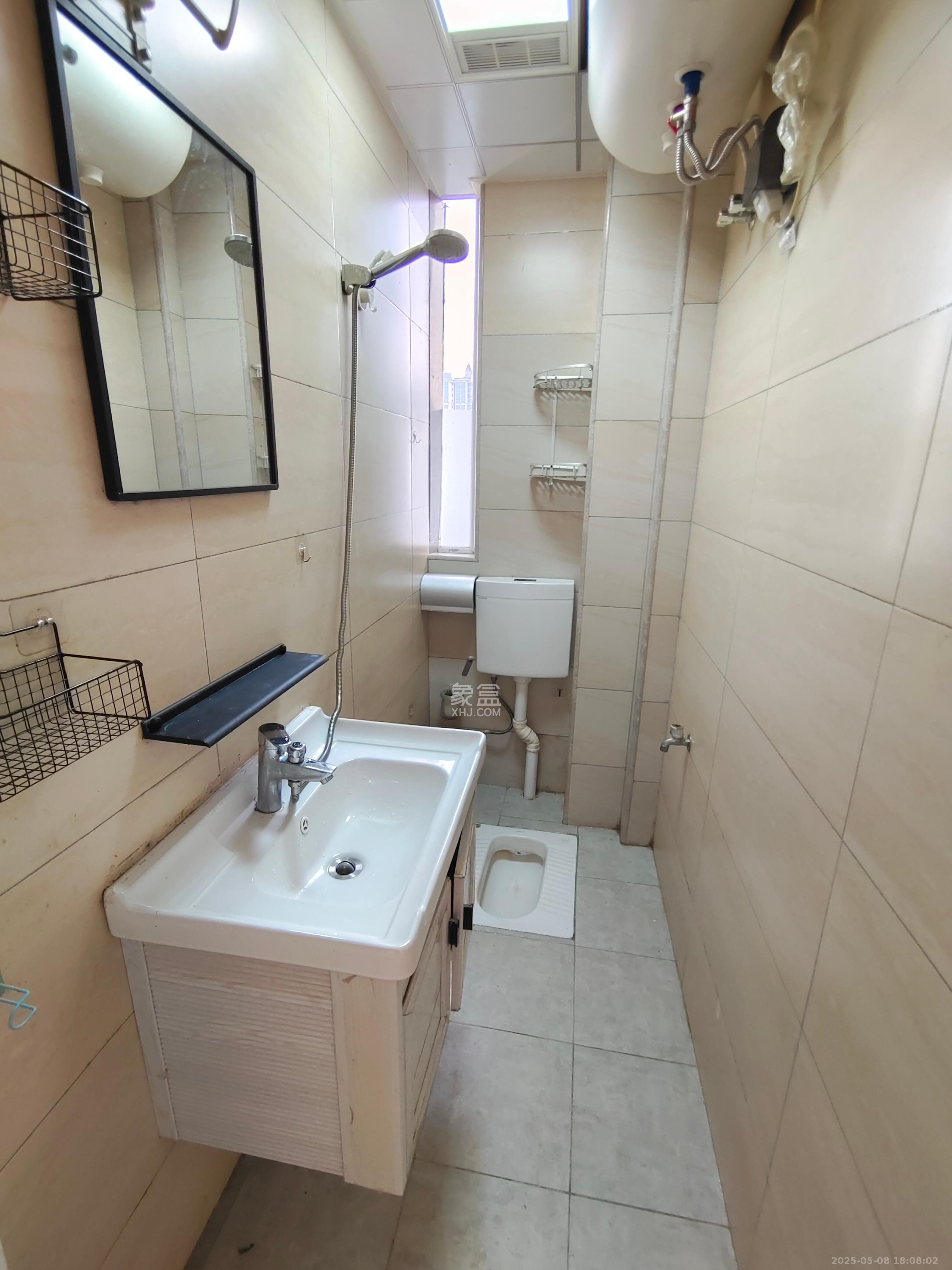 朝正美苑  1室1厅1卫   1700.00元/月室内图