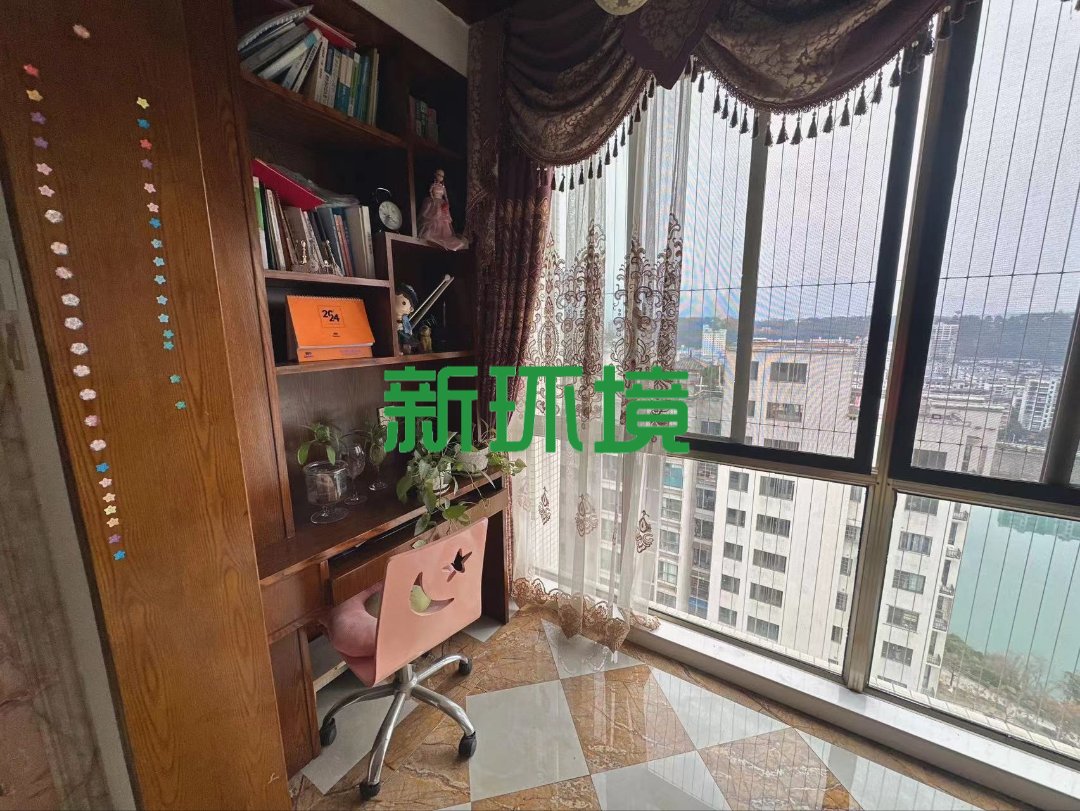 维港御景湾  1室0厅0卫   61.80万客厅