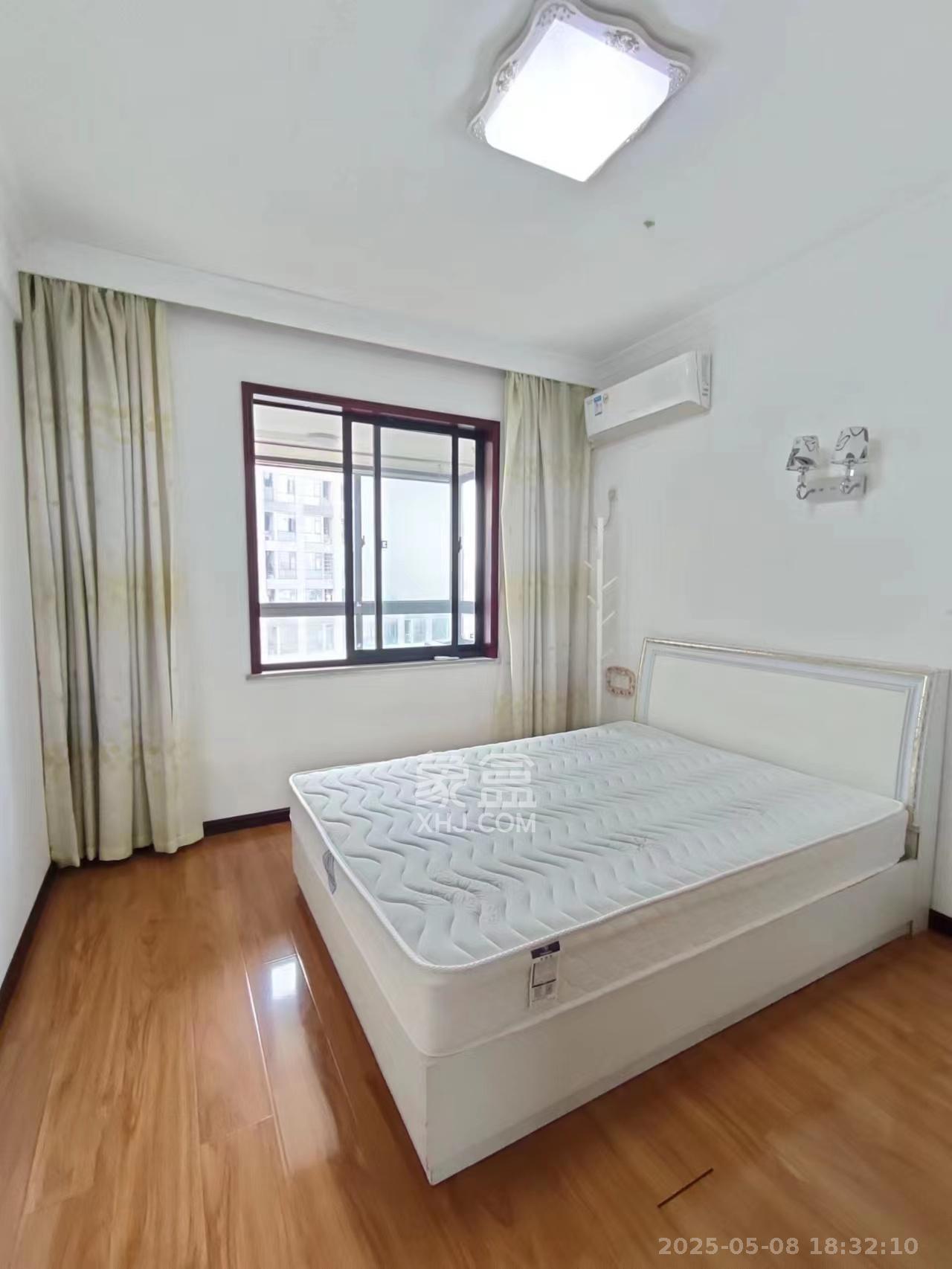 长房时代城  2室1厅1卫   2600.00元/月室内图