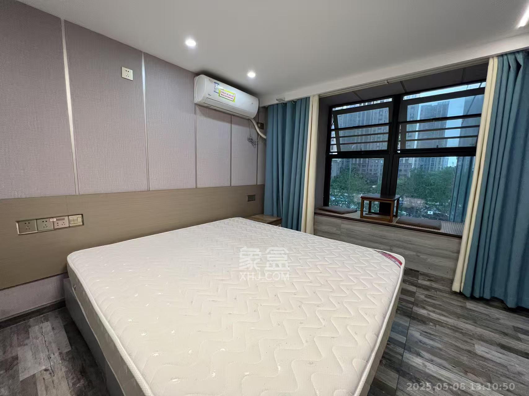 龙湖新壹城 1室1厅1卫 1500.0元/月 龙湖新壹城 1室1厅1卫 1500.0元/月室内图