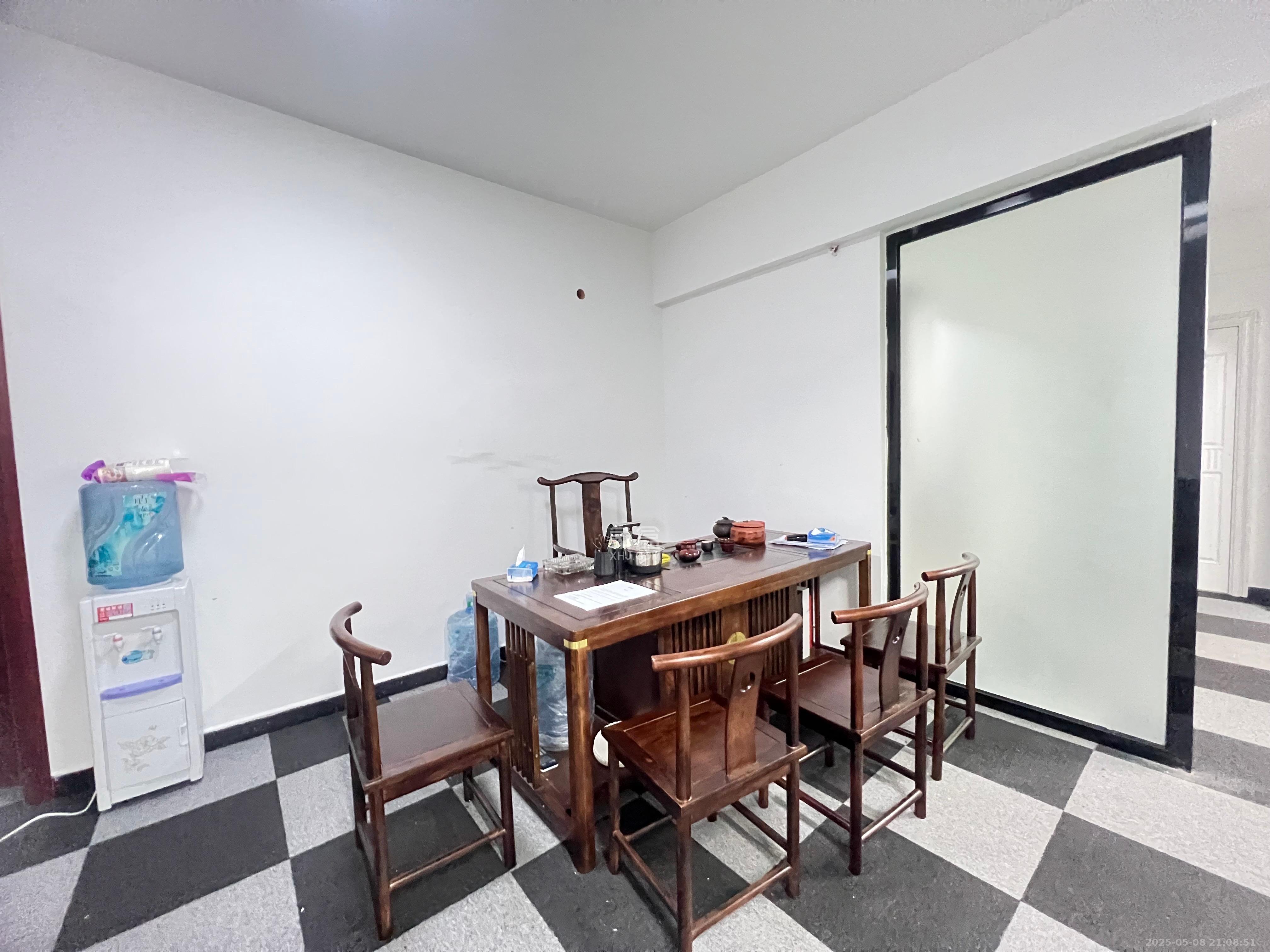 西子一间  1室1厅1卫   4100.00元/月室内图