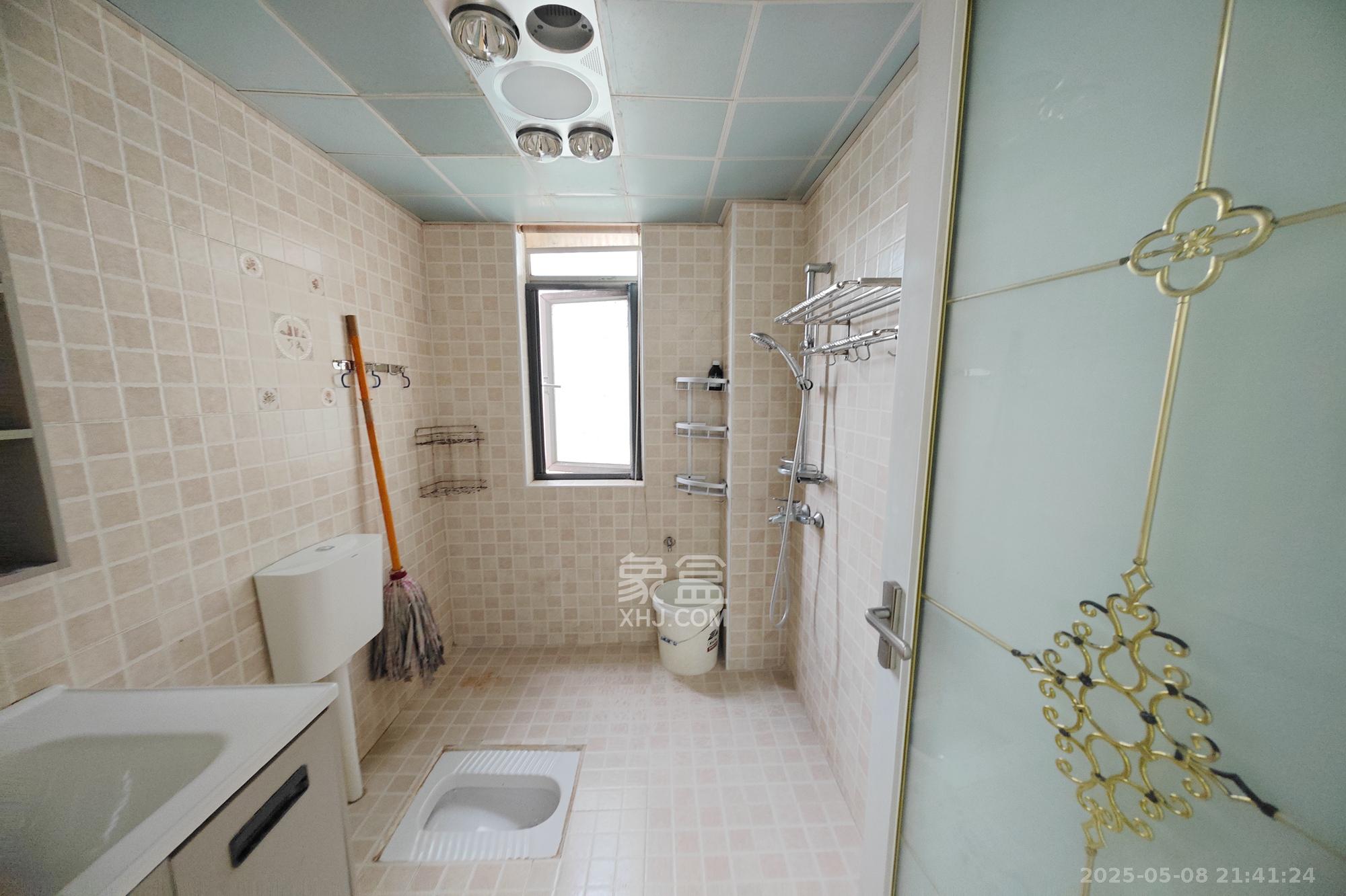 新城新世界一二三期 2室1厅1卫 83.0万 新城新世界一二三期 2室1厅1卫 83.0万其他