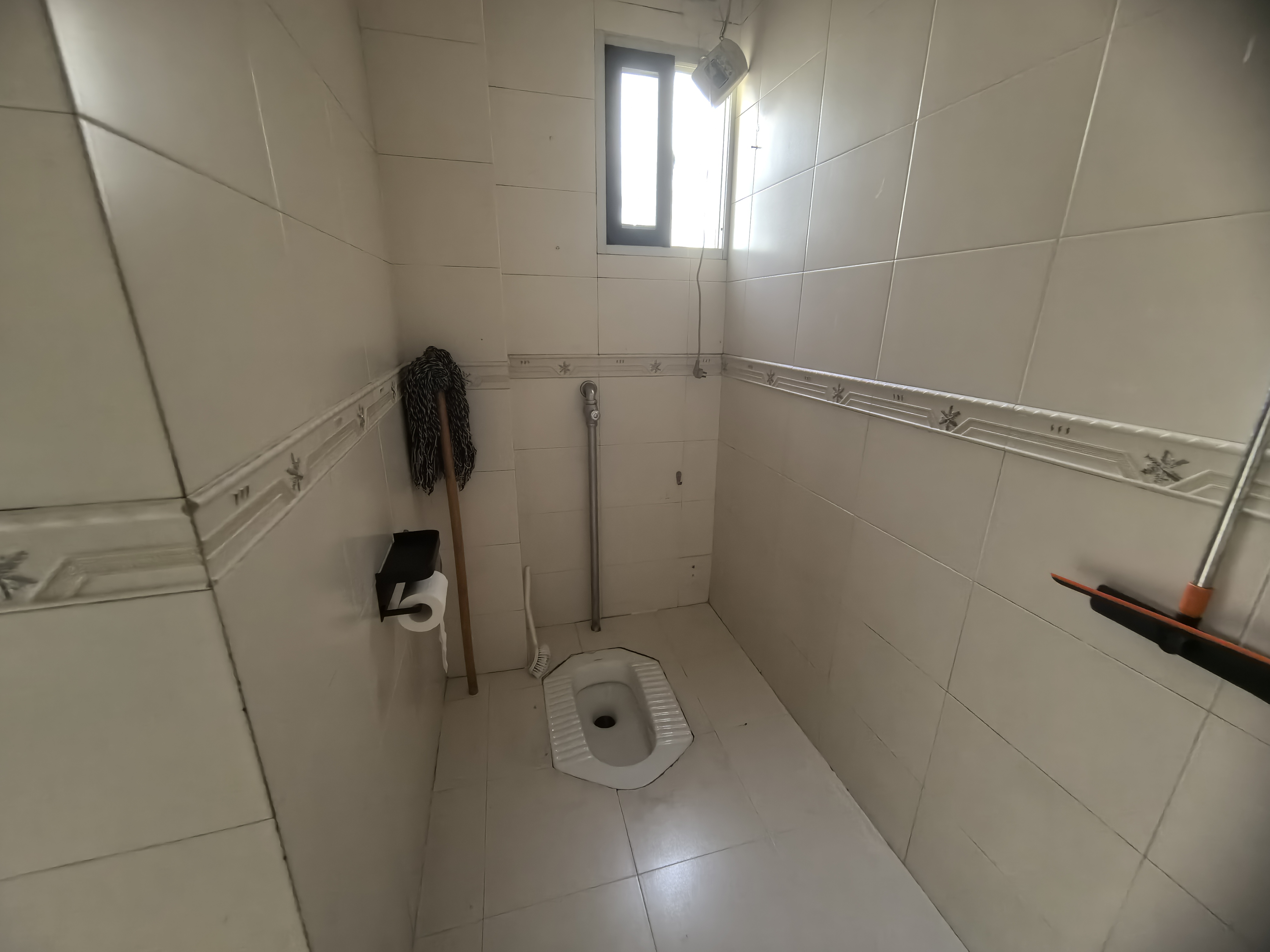 联通家苑  4室2厅2卫    3000.0元/月 联通家苑  4室2厅2卫    3000.0元/月室内图