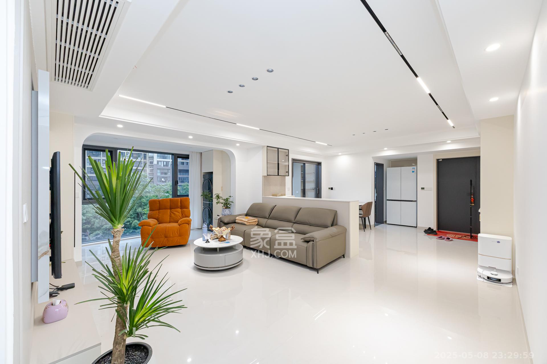 玛丽的花园(金色阳光家园)  3室2厅2卫    125.0万 玛丽的花园(金色阳光家园)  3室2厅2卫    125.0万客厅