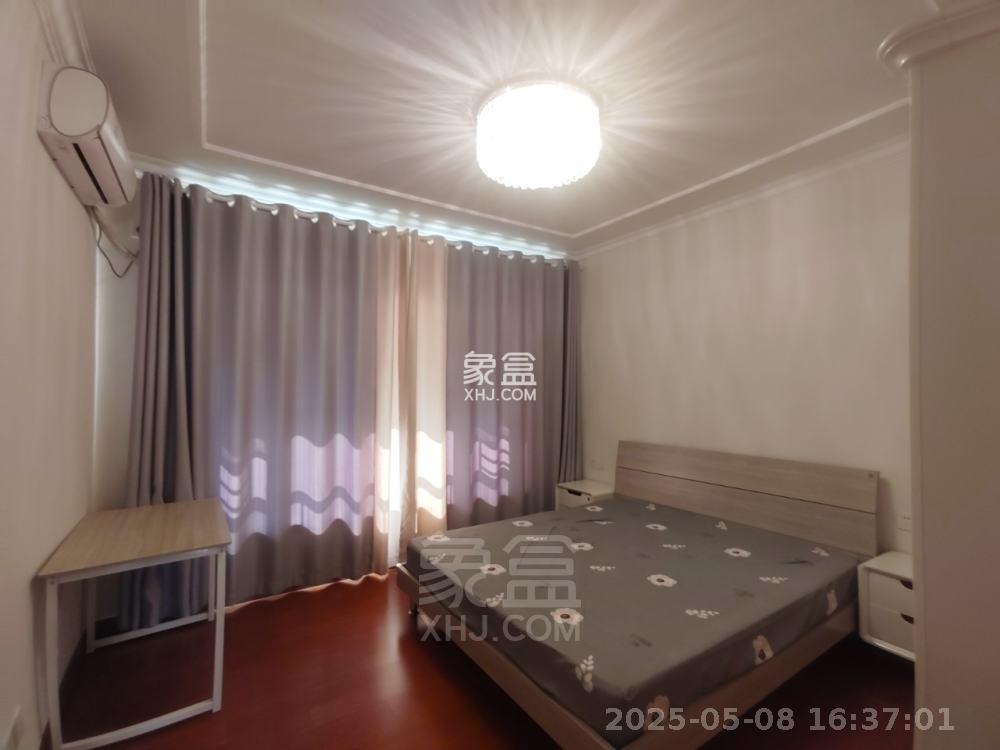 恒大华府 4室2厅2卫 2300.0元/月 恒大华府 4室2厅2卫 2300.0元/月室内图