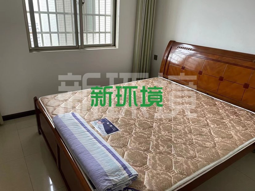 维港御景湾  3室2厅2卫   69.80万客厅